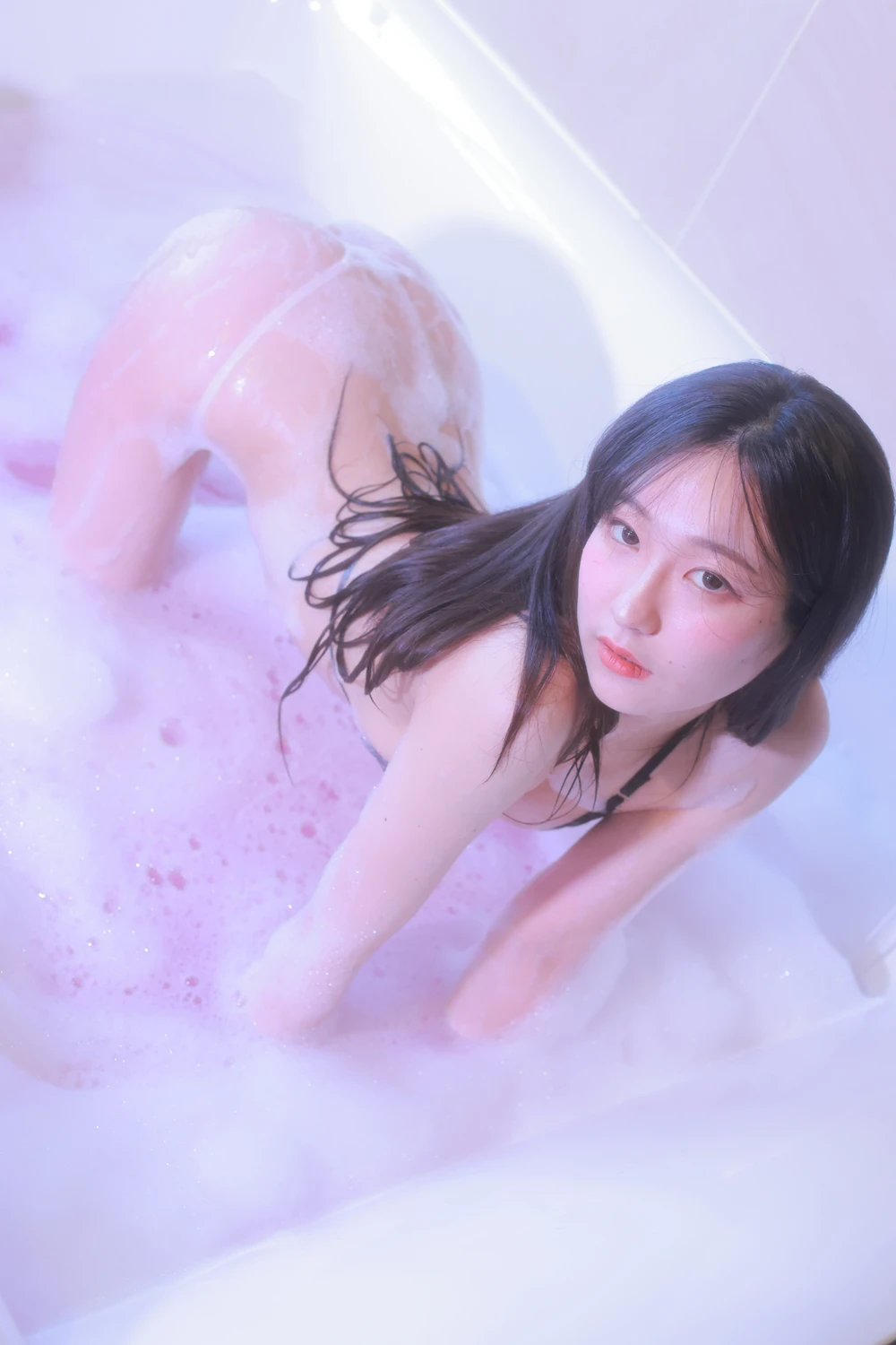 Sehee 세희 & Zia 지아 – Photobook 「Bathtub」の写真 14