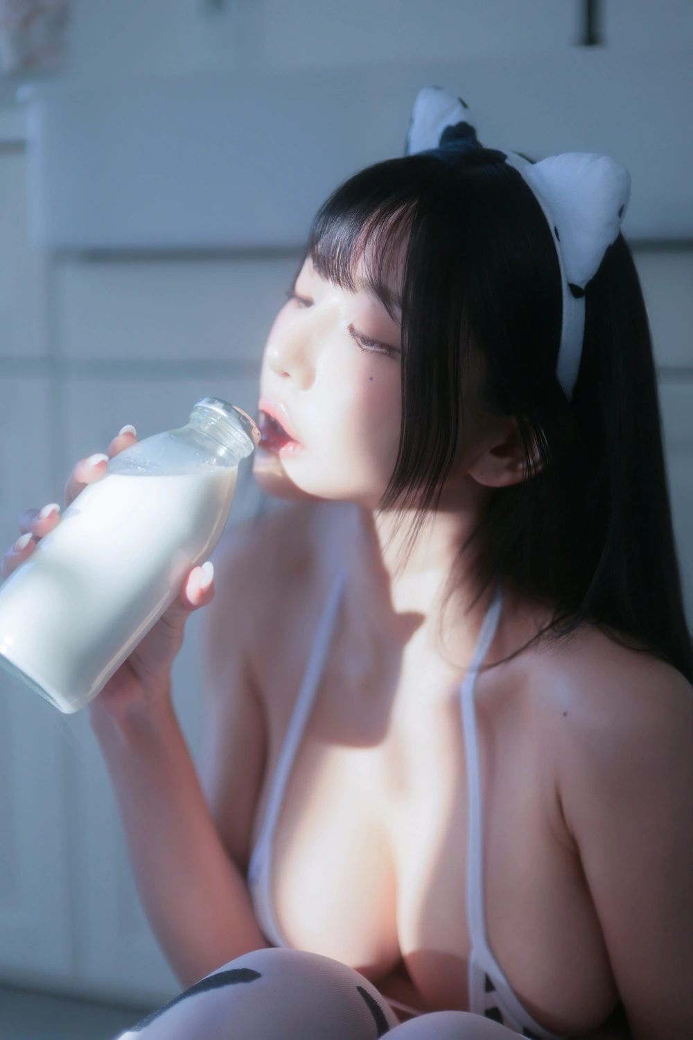 Dongeuran 동그란 – PhotoBook 「Milk Cow #01」の写真 26