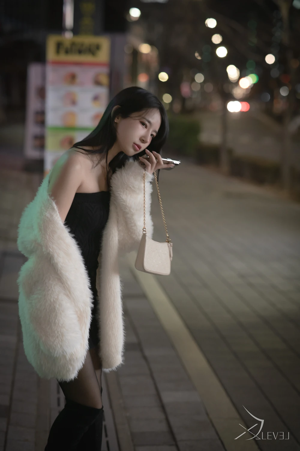 Yeha 예하 – X-LEVEL 「Black Out」の写真 3