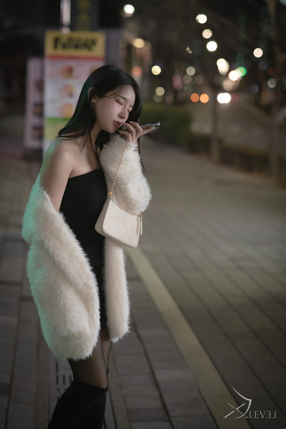 Yeha 예하 – X-LEVEL 「Black Out」の写真 4
