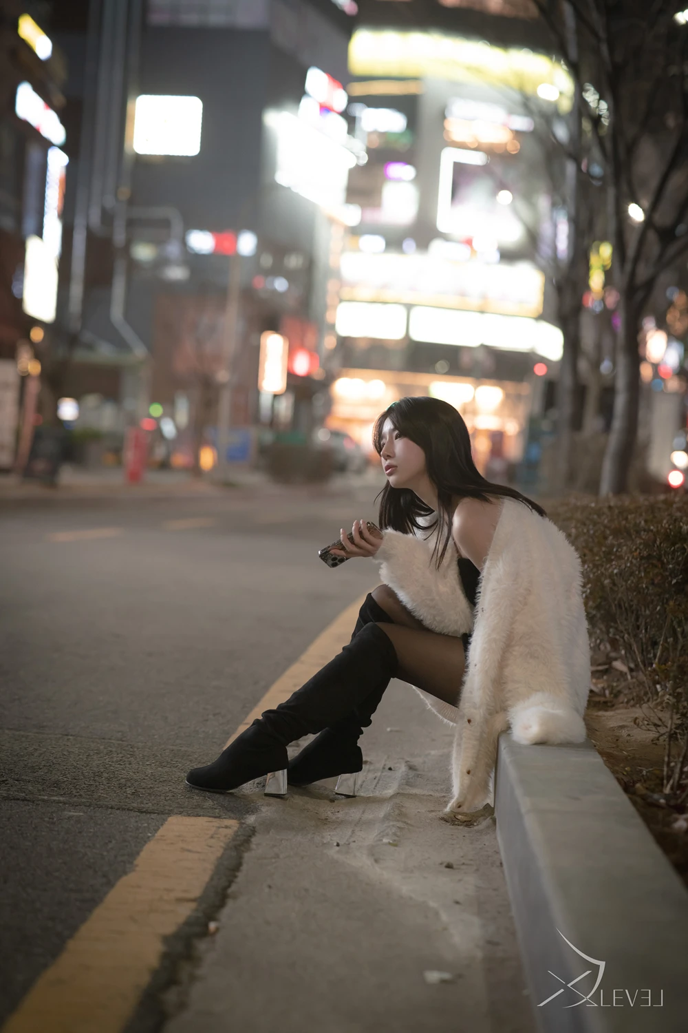 Yeha 예하 – X-LEVEL 「Black Out」の写真 5