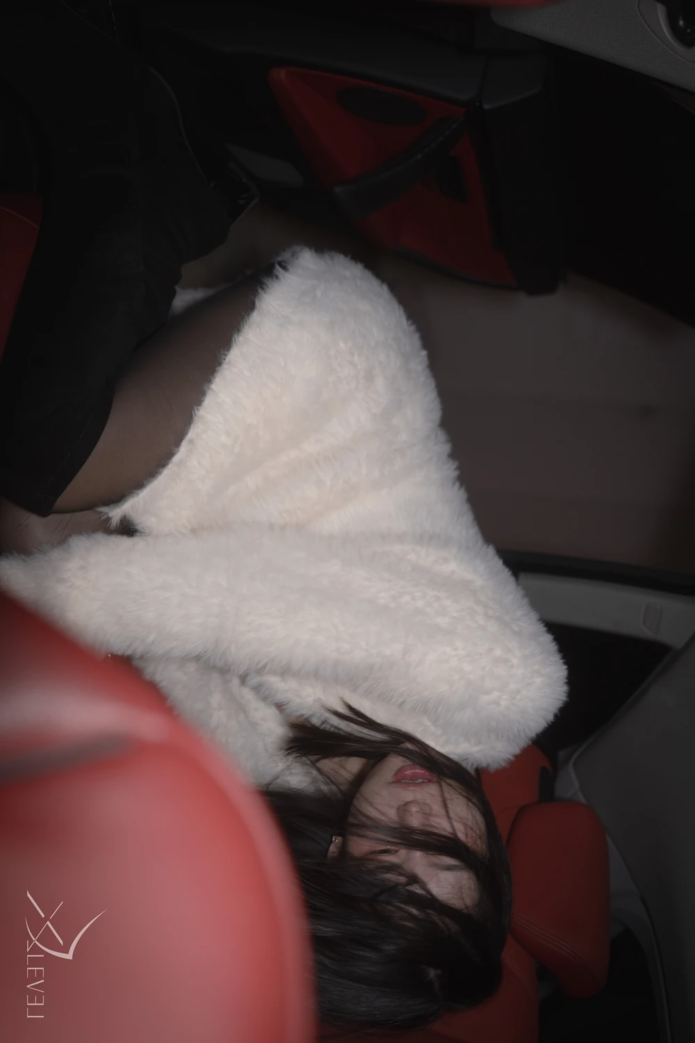 Yeha 예하 – X-LEVEL 「Black Out」の写真 13