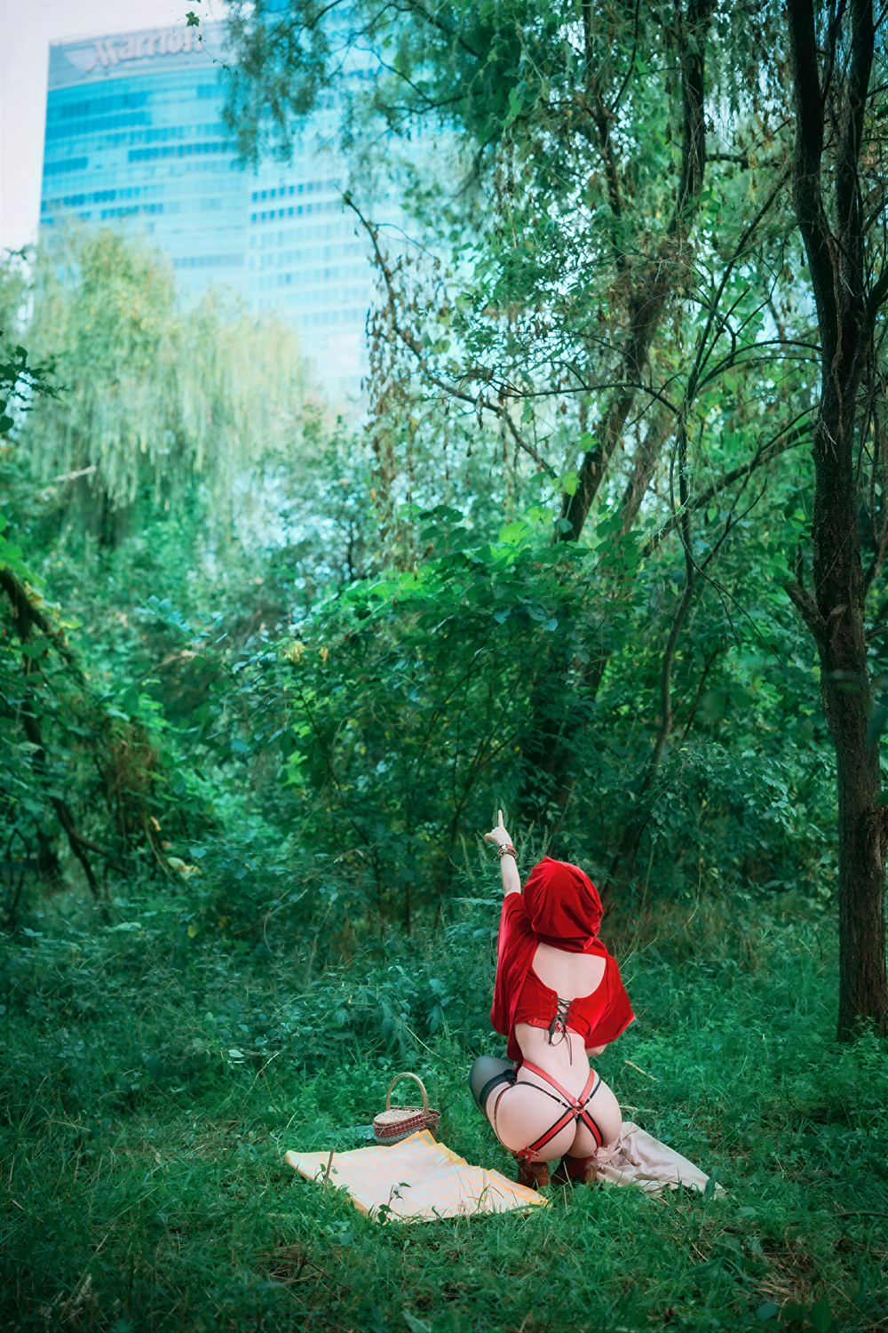 DDiDDi – DJAWA 「Cheeky Red Riding Hood」の写真 5