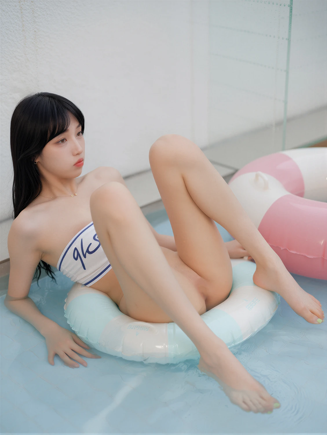 Taeri（テリ）｜プールサイドのポートレートの写真 97