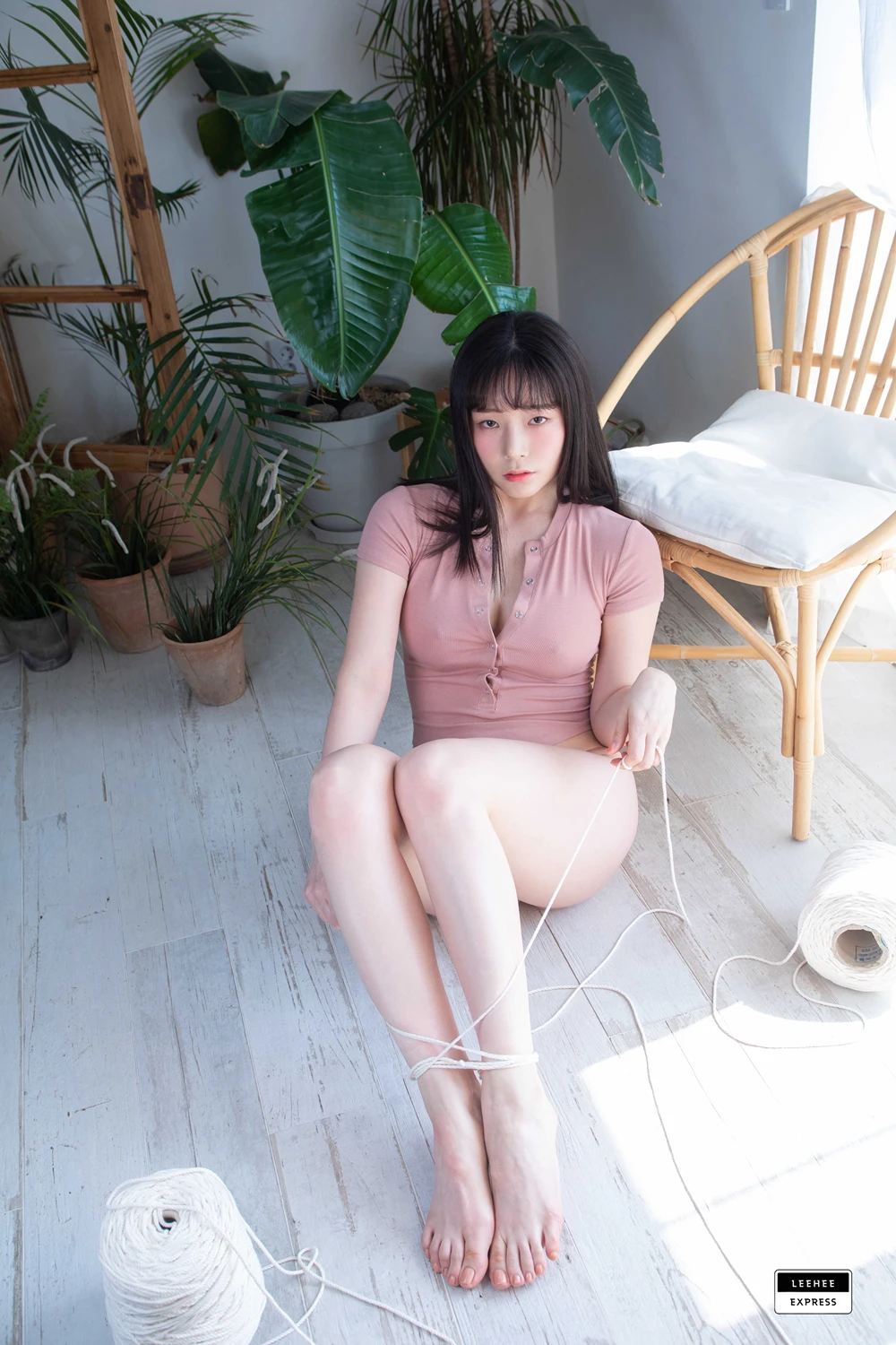PIA（ピア）ポートレート｜Leehee Express LEND-014の写真 16