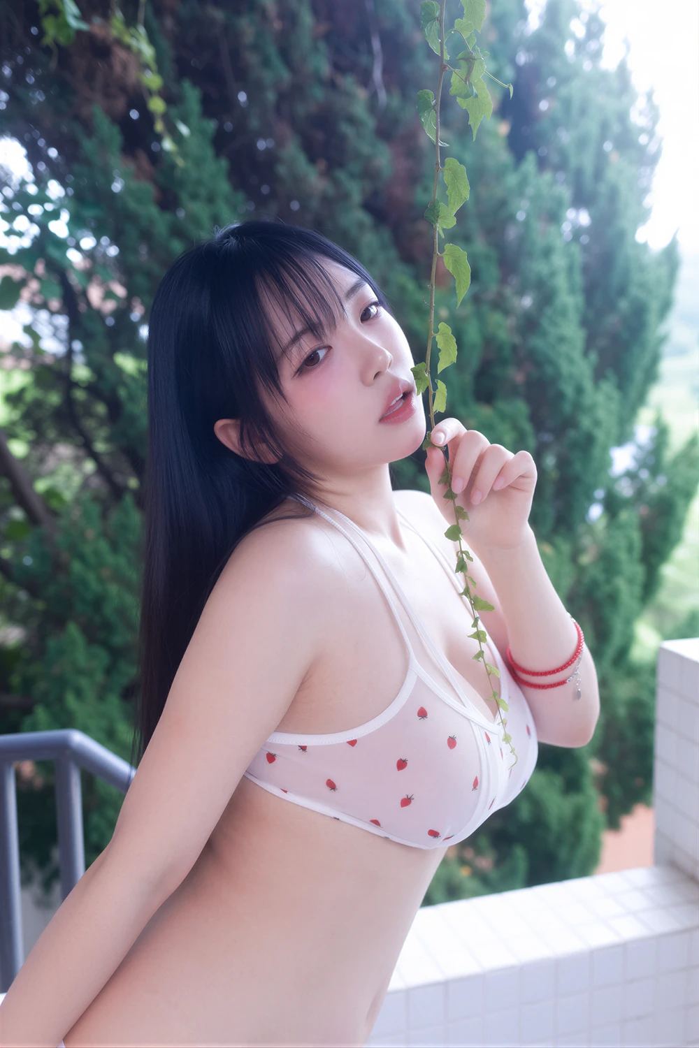 Rinaモモリナ – MAXIM 「Wet In The Rain」の写真 18