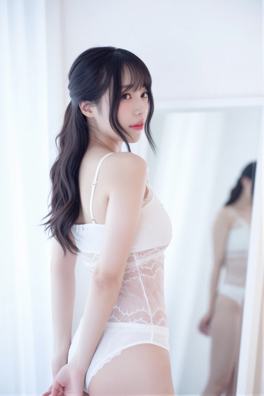 Ggyong-ee 굥이 – MAXIM 「I Luv It」の写真 8