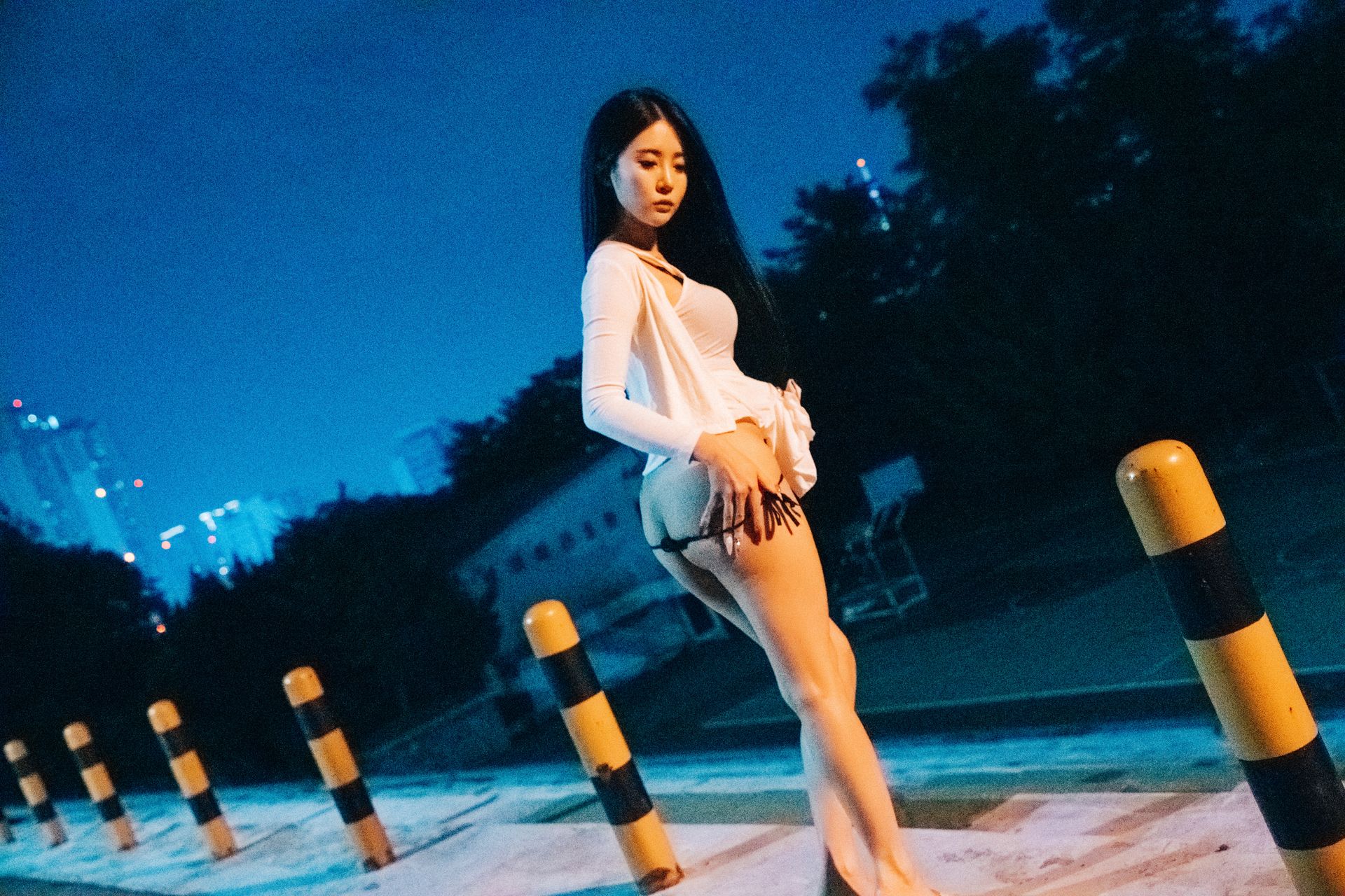 Jeong Bomi 정보미, [Loozy] Night Roads Set.01の写真 35