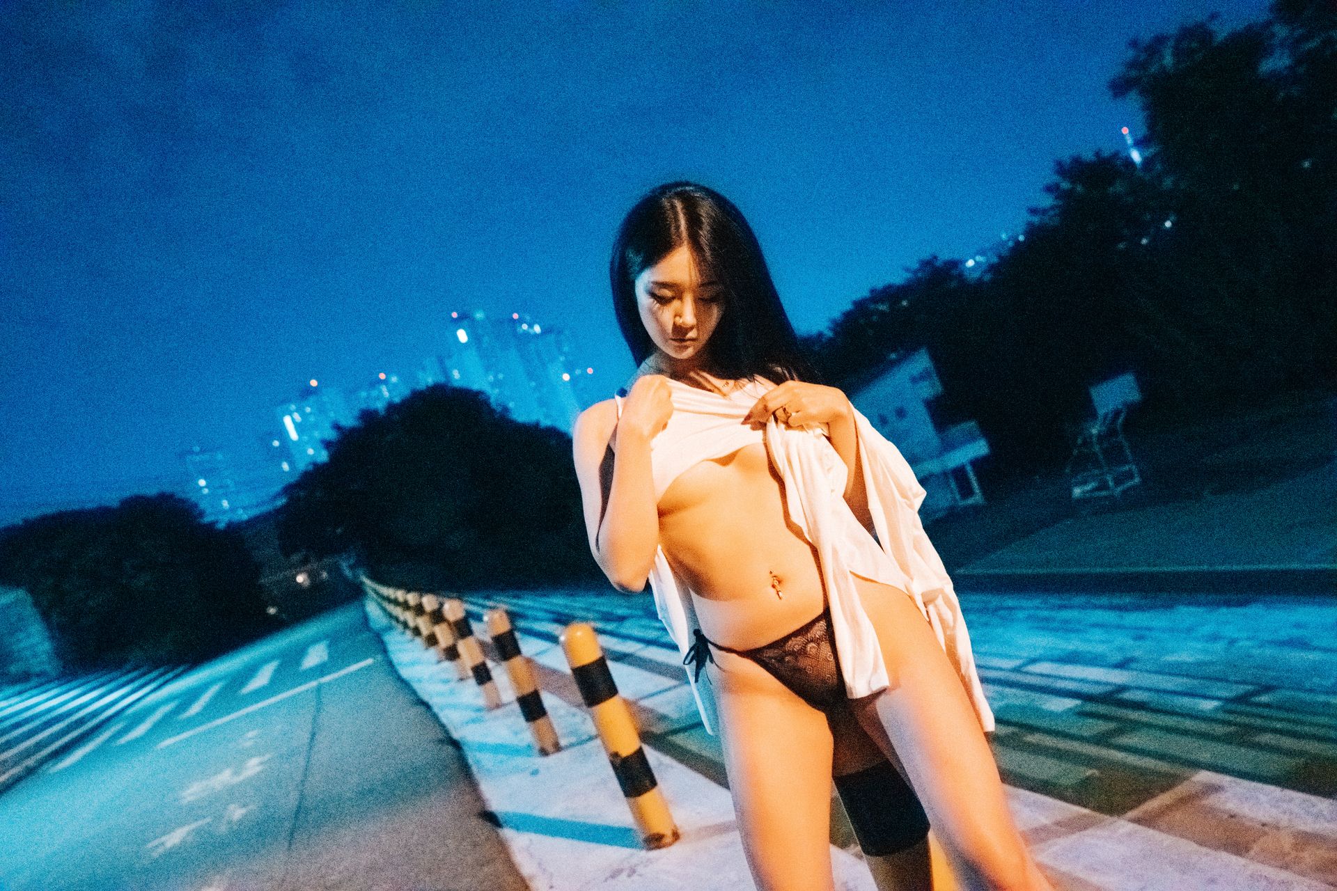 Jeong Bomi 정보미, [Loozy] Night Roads Set.01の写真 40