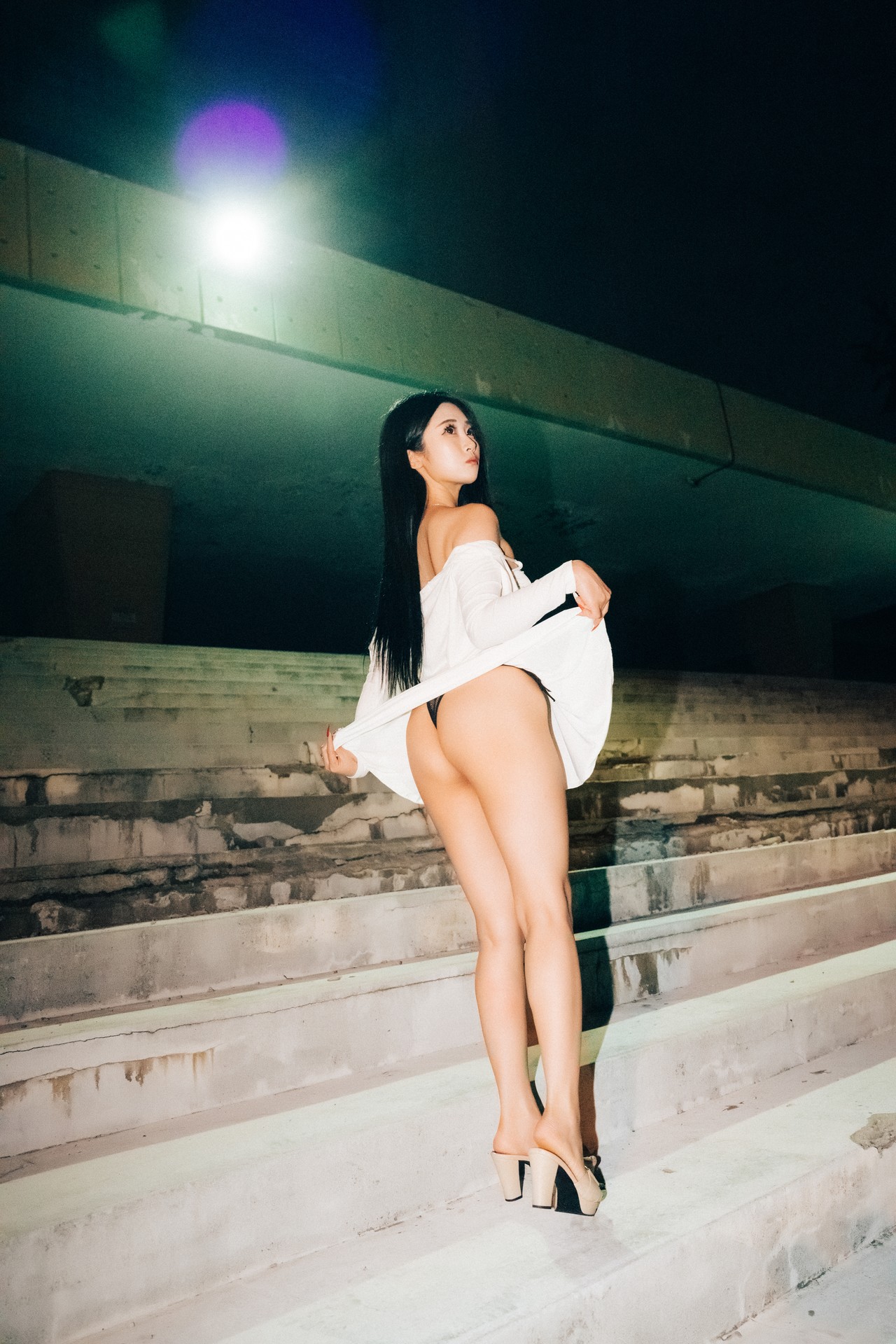 Jeong Bomi 정보미, [Loozy] Night Roads Set.02の写真 4