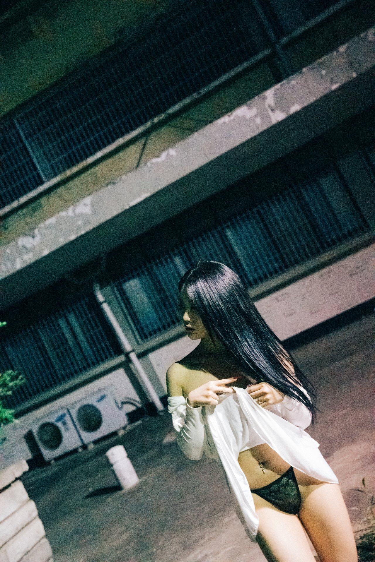 Jeong Bomi 정보미, [Loozy] Night Roads Set.02の写真 8