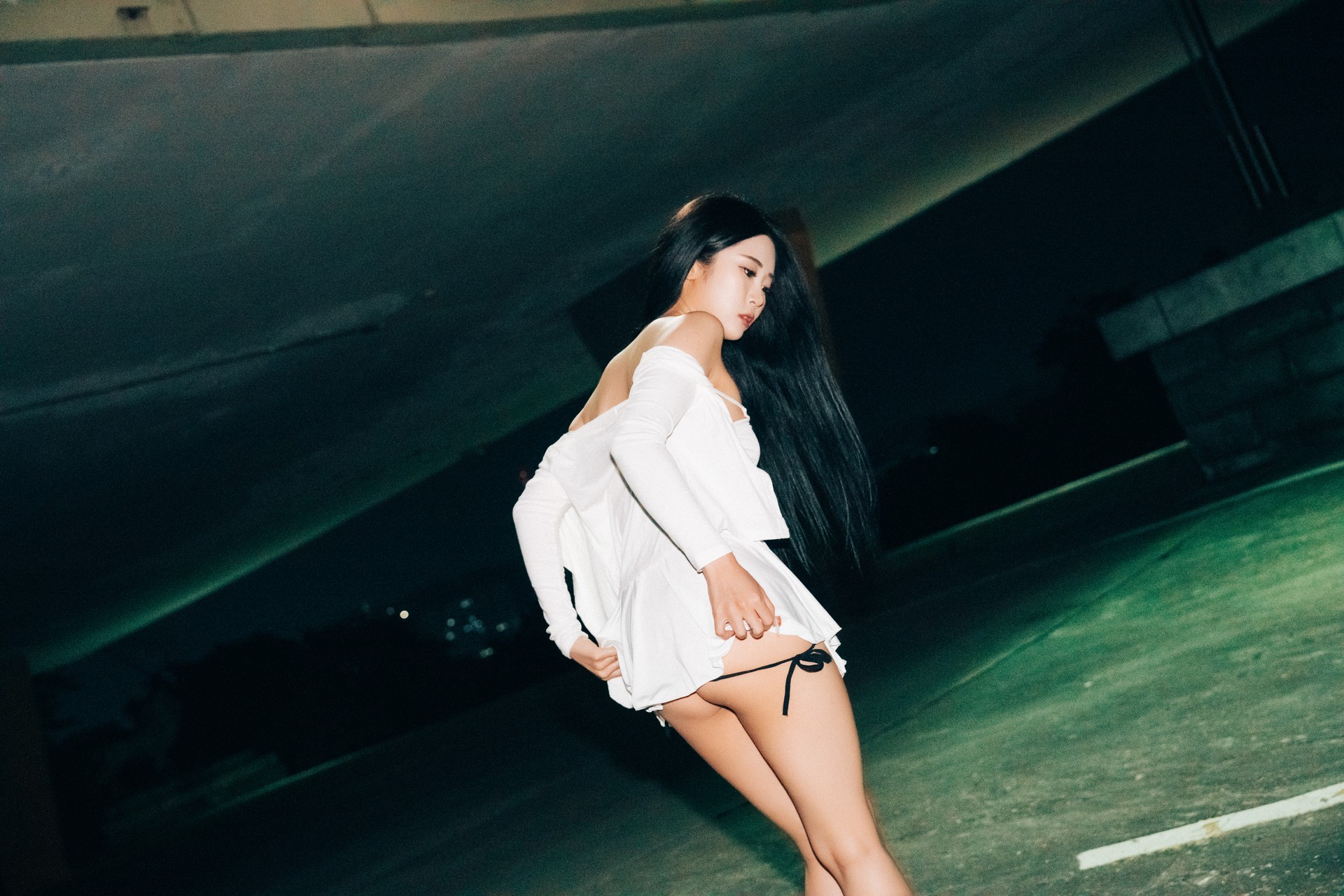 Jeong Bomi 정보미, [Loozy] Night Roads Set.02の写真 20