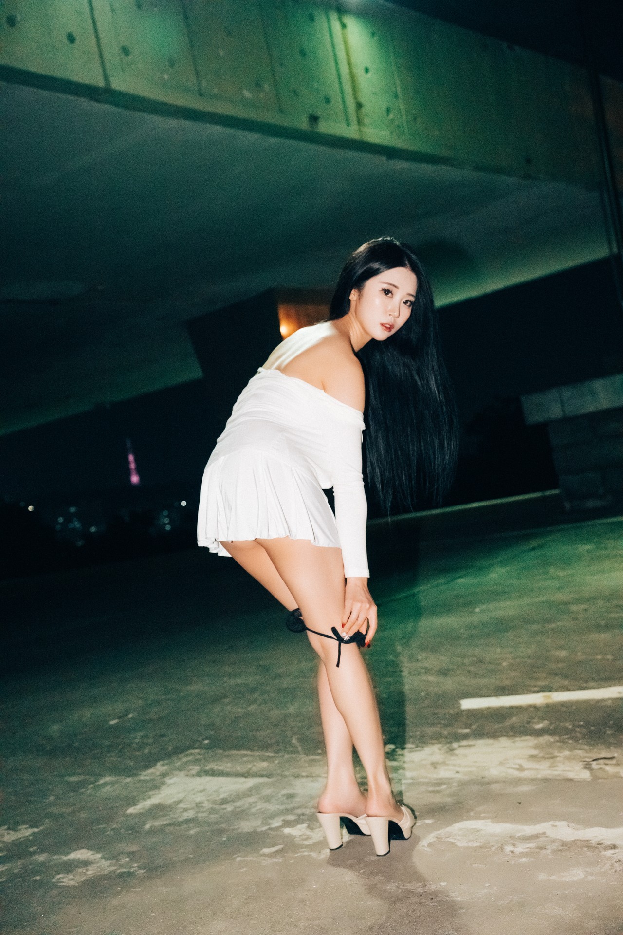 Jeong Bomi 정보미, [Loozy] Night Roads Set.02の写真 22