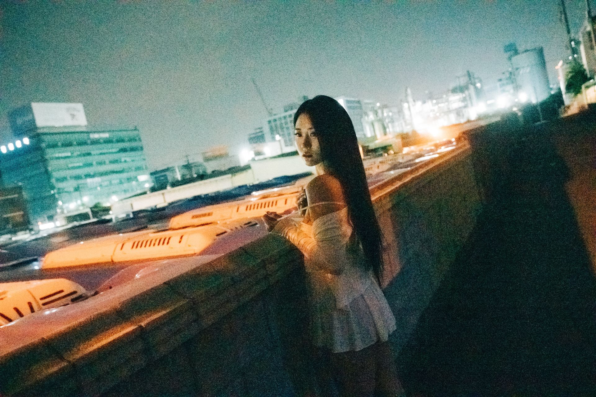 Jeong Bomi 정보미, [Loozy] Night Roads Set.02の写真 30