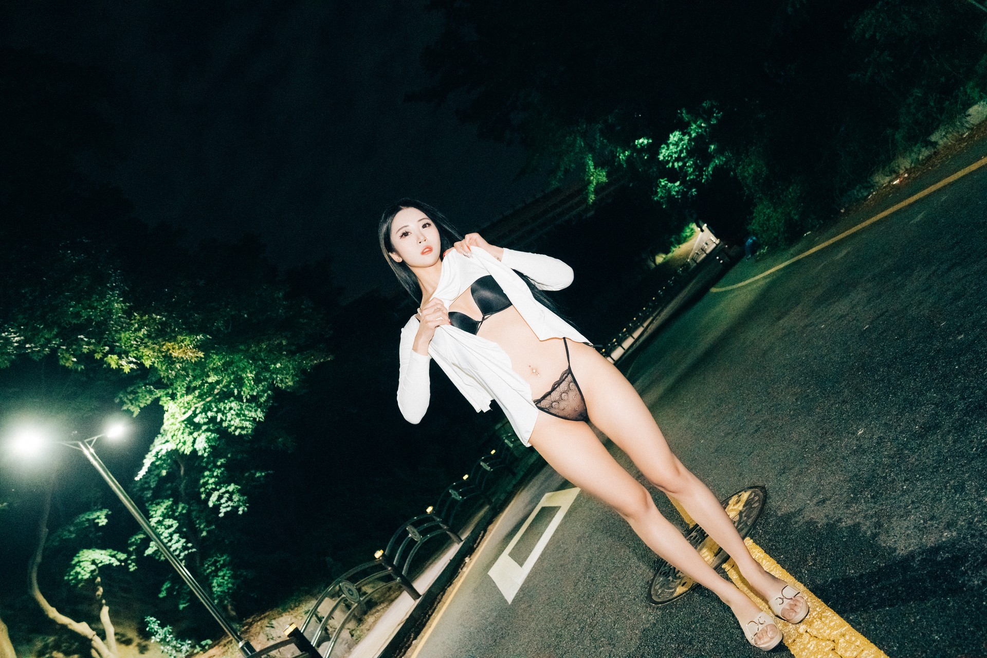 Jeong Bomi 정보미, [Loozy] Night Roads Set.02の写真 39