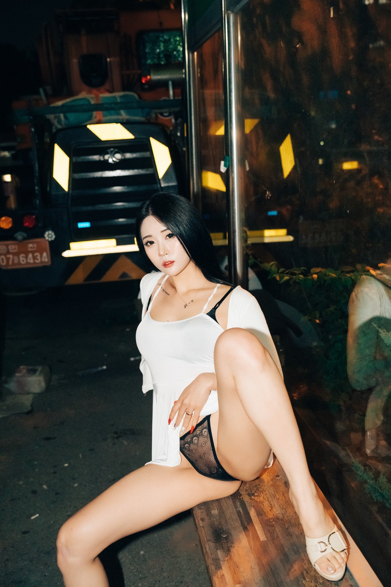 Jeong Bomi 정보미, [Loozy] Night Roads Set.02の写真 40