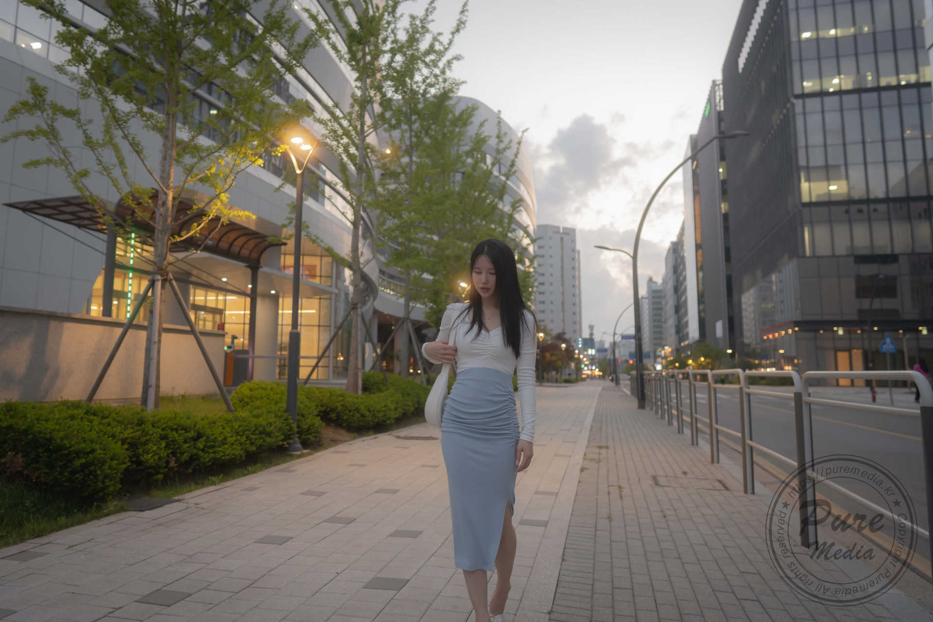 Yeha 예하, [PURE MEDIA] Kidnapped Basement Office Girl Set.01の写真 16
