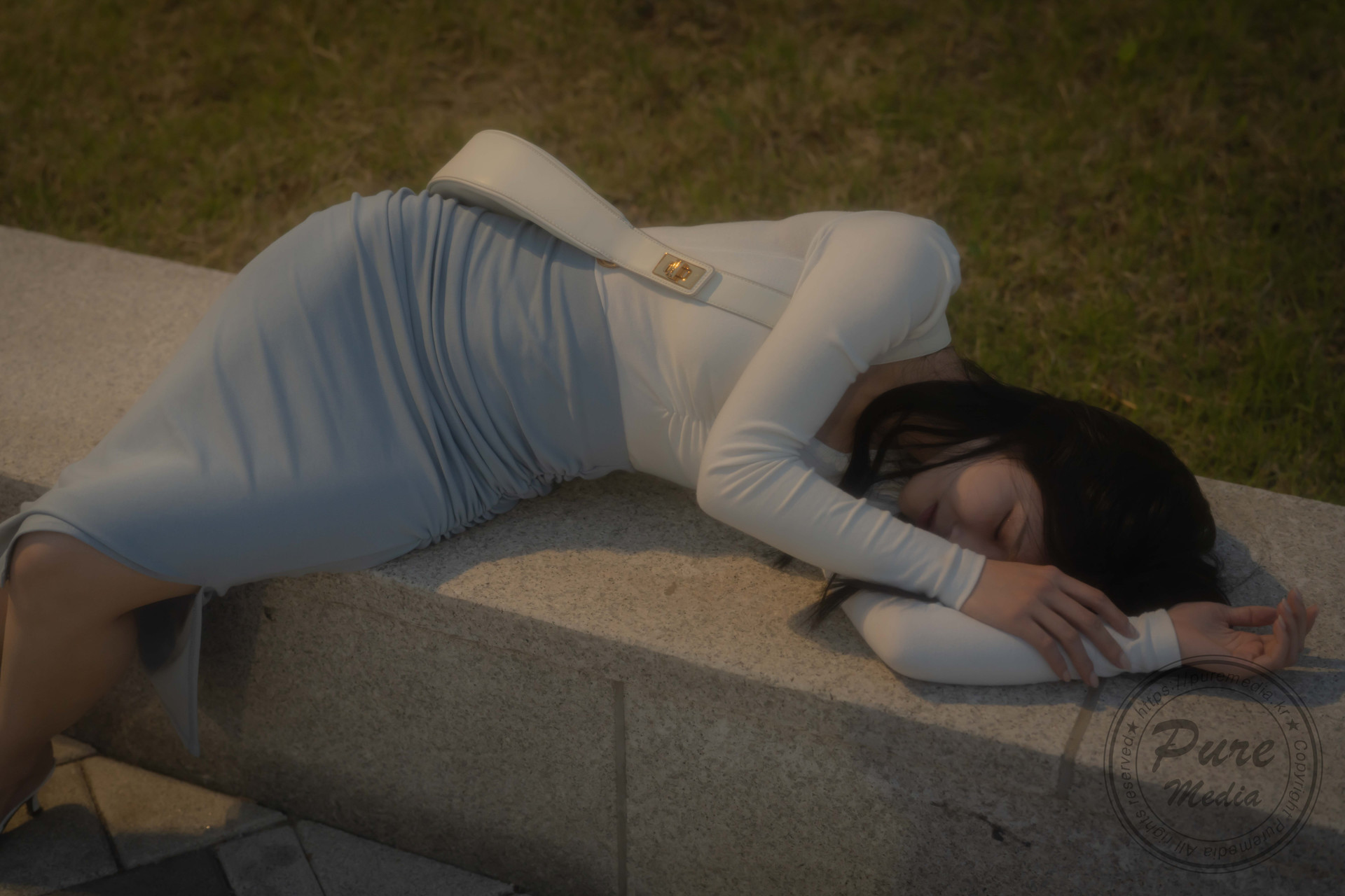 Yeha 예하, [PURE MEDIA] Kidnapped Basement Office Girl Set.01の写真 20