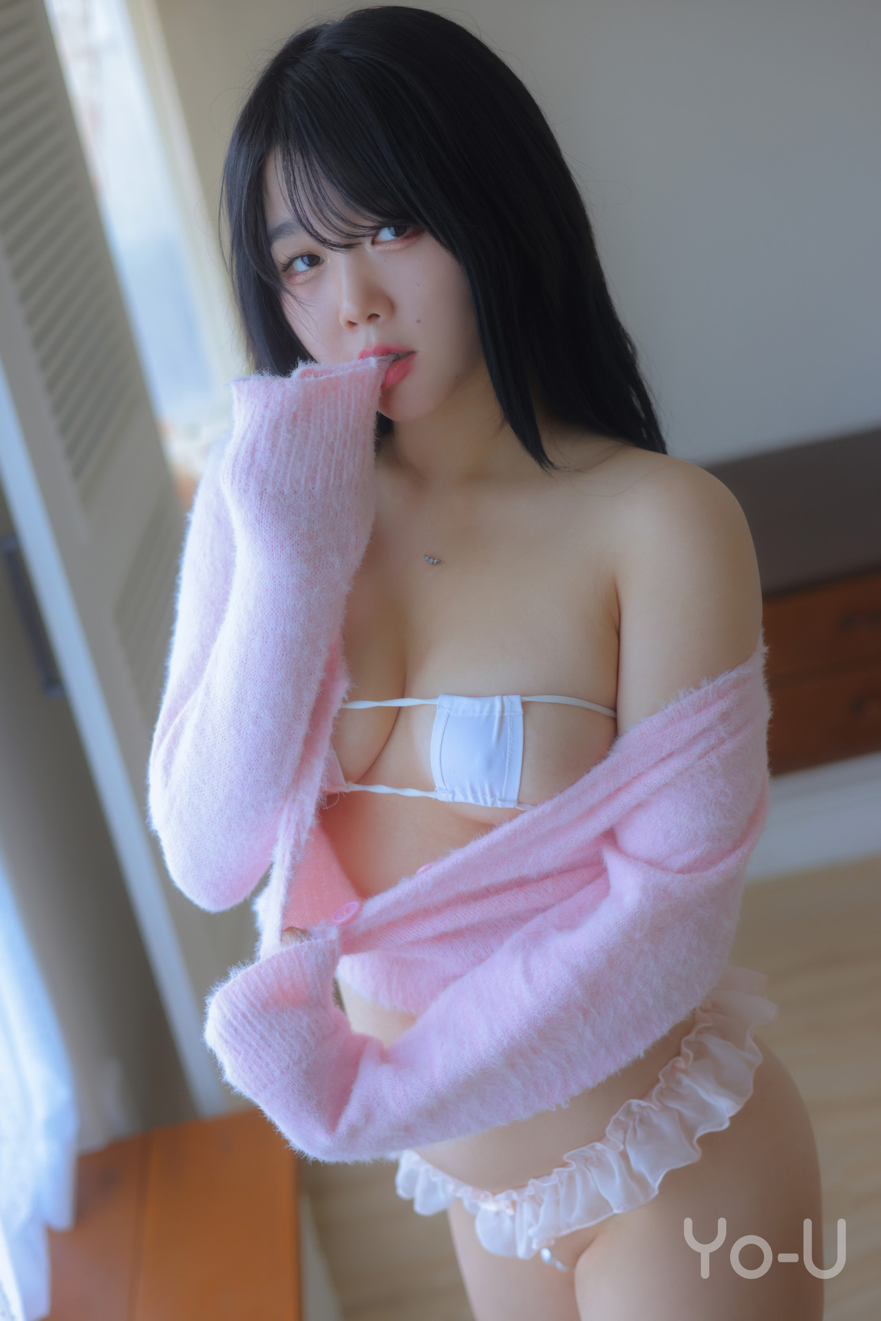 ZIA.Kwon 권지아, [Yo-U] Year-End Set.01の写真 18