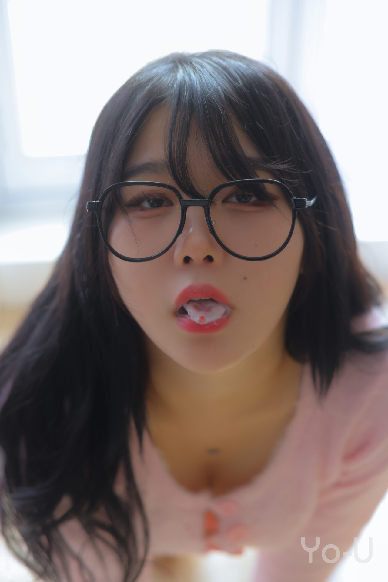 ZIA.Kwon 권지아, [Yo-U] Year-End Set.01の写真 32