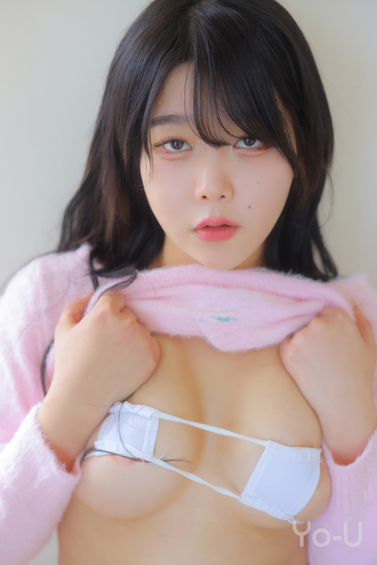 ZIA.Kwon 권지아, [Yo-U] Year-End Set.01の写真 34