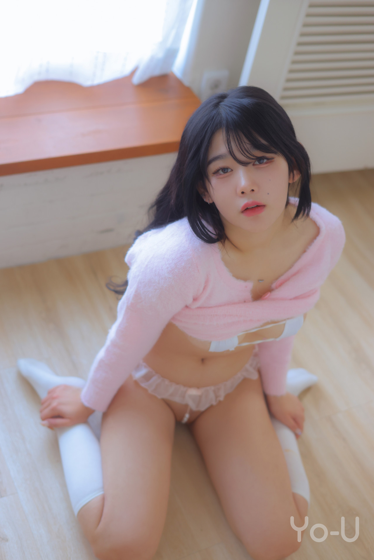ZIA.Kwon 권지아, [Yo-U] Year-End Set.01の写真 36