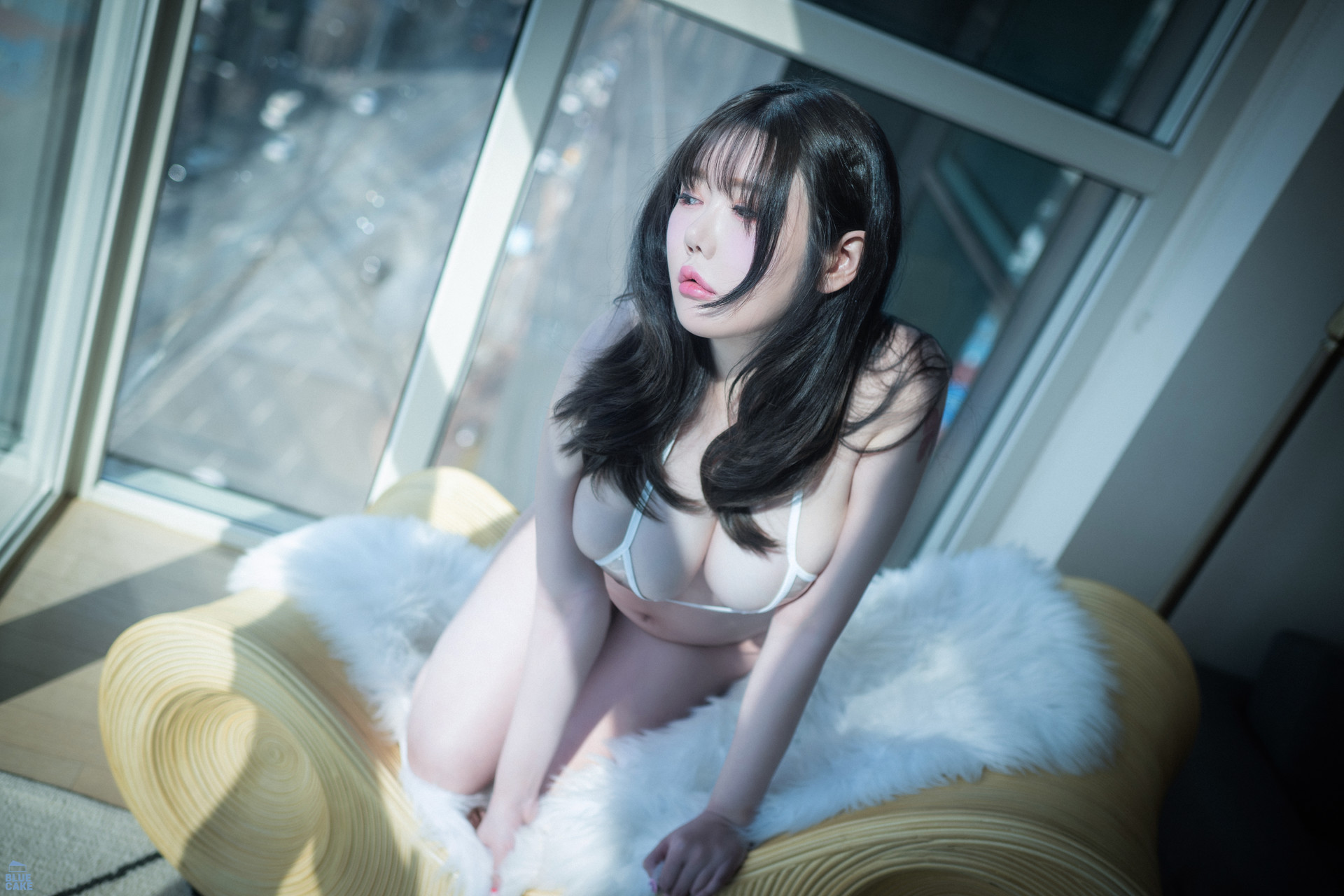 SUA 지수아, [BLUECAKE] Nude Bikini White (RED+)の写真 2