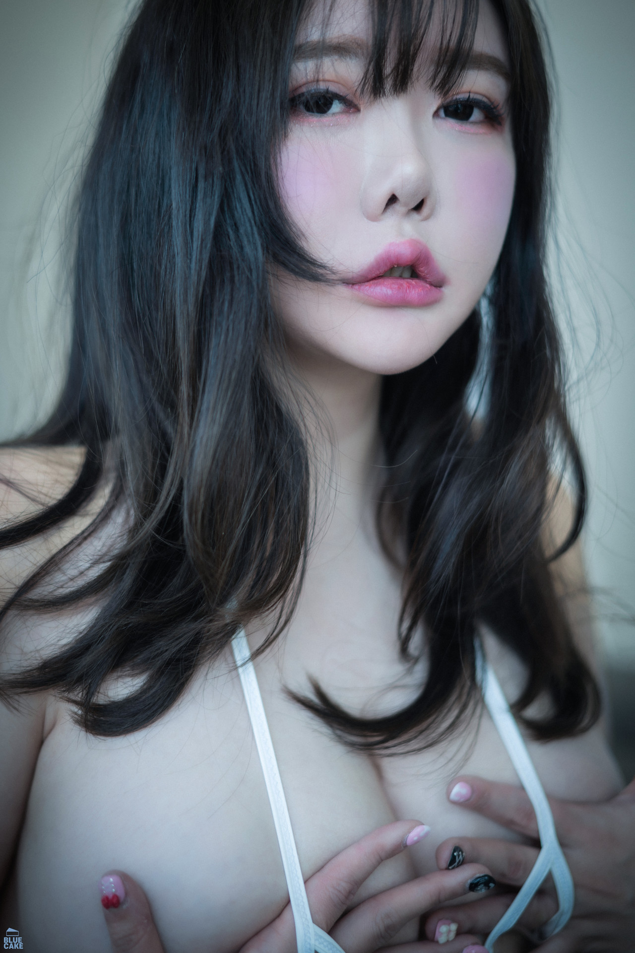 SUA 지수아, [BLUECAKE] Nude Bikini White (RED+)の写真 37