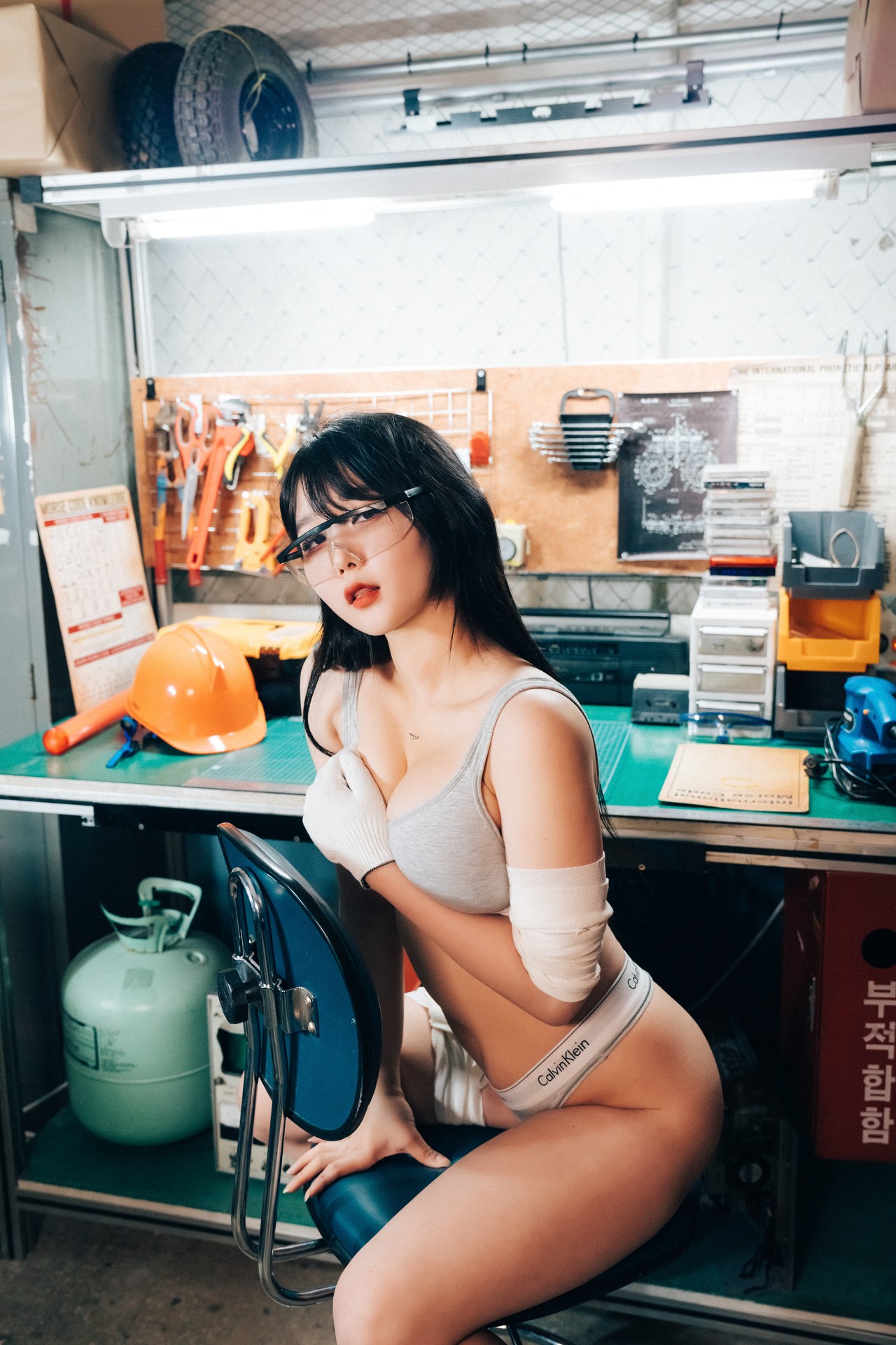 ZIA.Kwon 권지아, [Loozy] Fetish Girl Set.02の写真 2