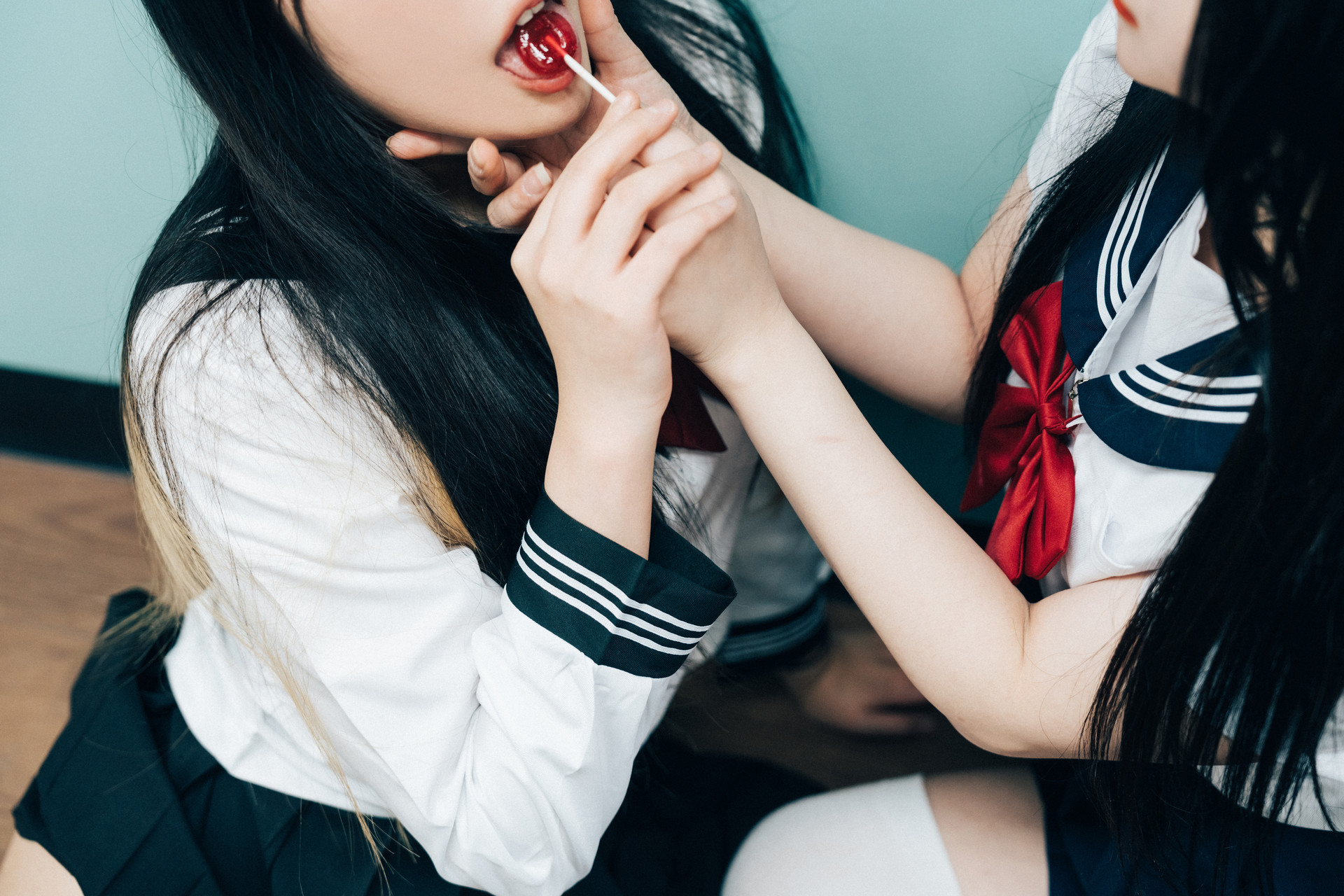 ZIA.Kwon 권지아, Sonson 손손, [Loozy] Bitch Academy Hard Set.02の写真 53