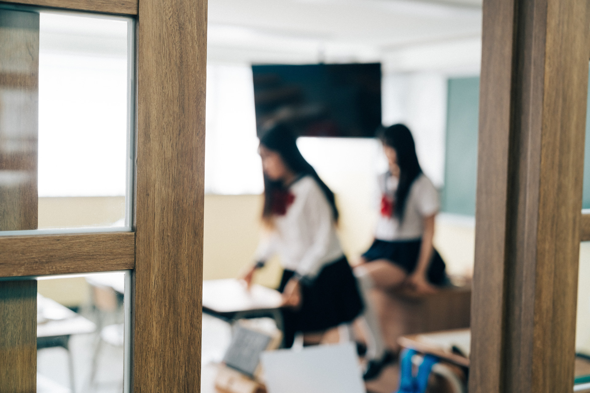ZIA.Kwon 권지아, Sonson 손손, [Loozy] Bitch Academy Hard Set.03の写真 37