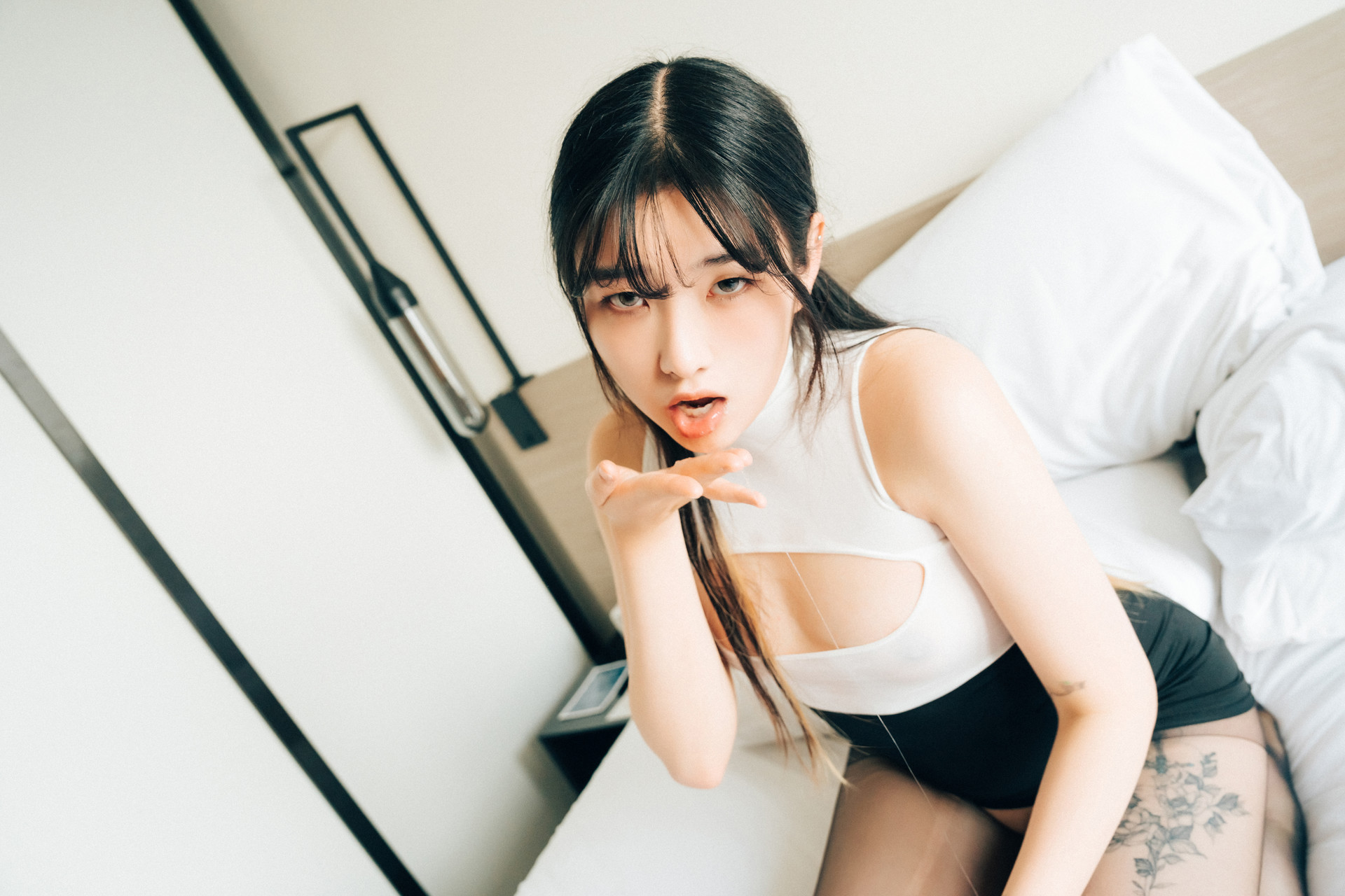 Sonson 손손, [Loozy] Spit On Mex Set.02の写真 3
