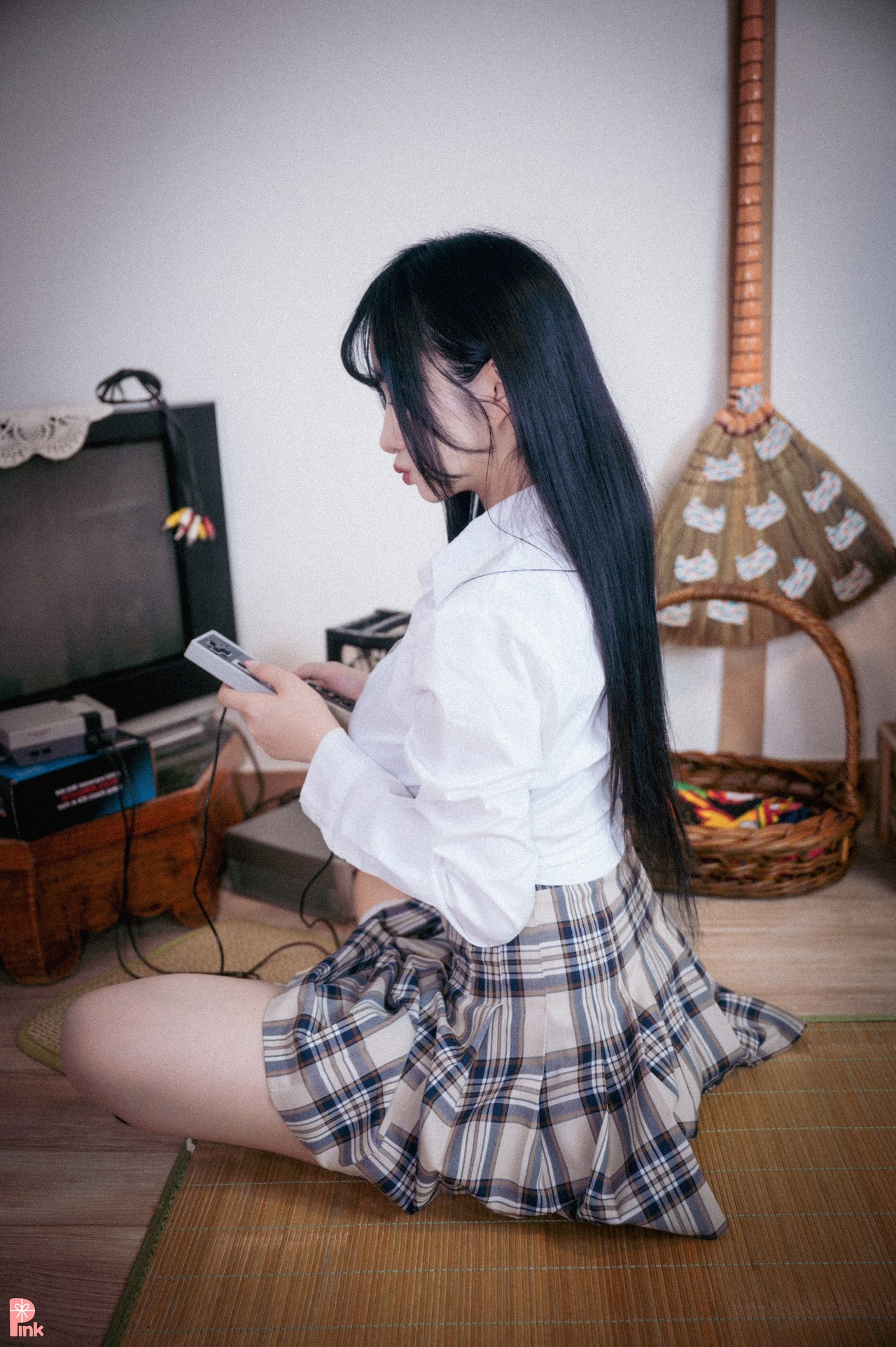 Han Jina 한지나, [PINK] 지나의 교복 생활 (Bright Ver)の写真 36