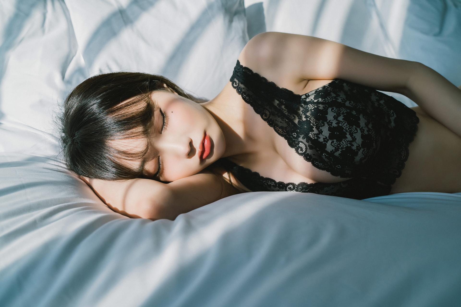 Jucy 쥬시, [Moon Night Snap] On That Dayの写真 39