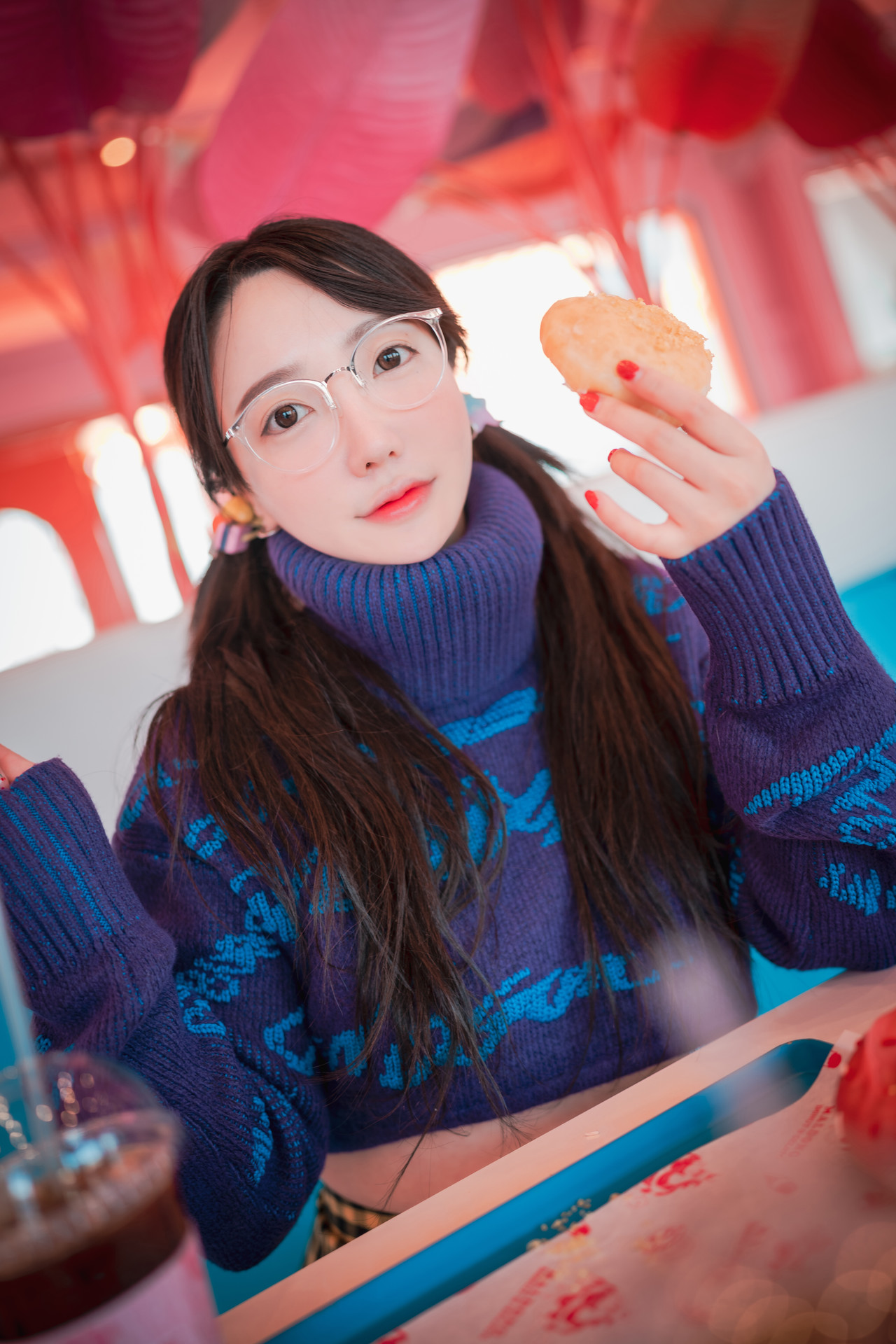 Son Yeeun 손예은, [DJAWA] Early Spring Walk in March Vol.2 (+S.Ver) Set.02の写真 2