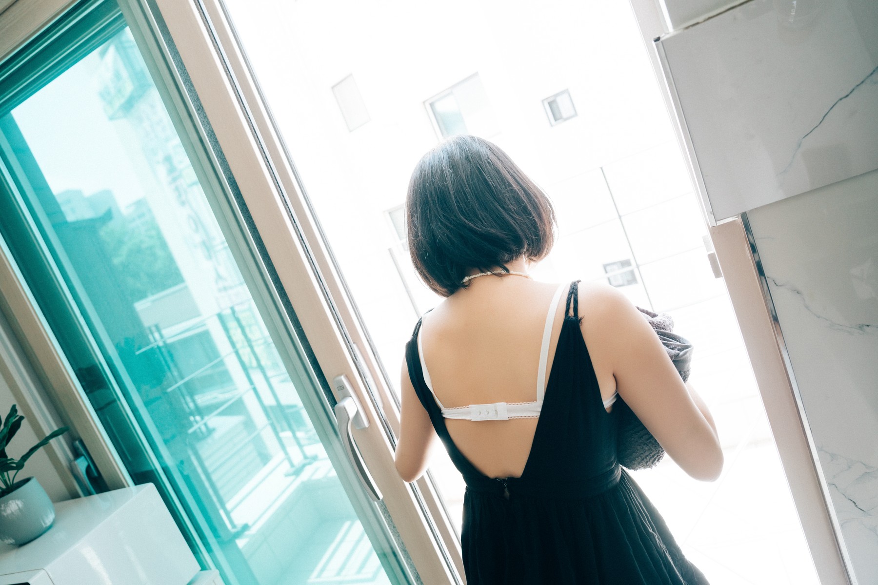 ZIA.Kwon 권지아, [Loozy] With Delivery Man Set.01の写真 27