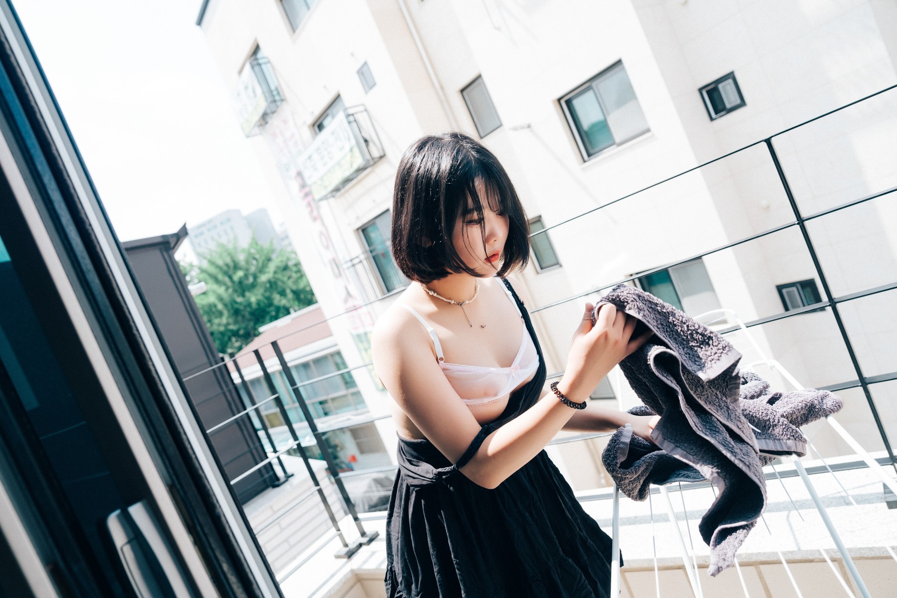 ZIA.Kwon 권지아, [Loozy] With Delivery Man Set.01の写真 32