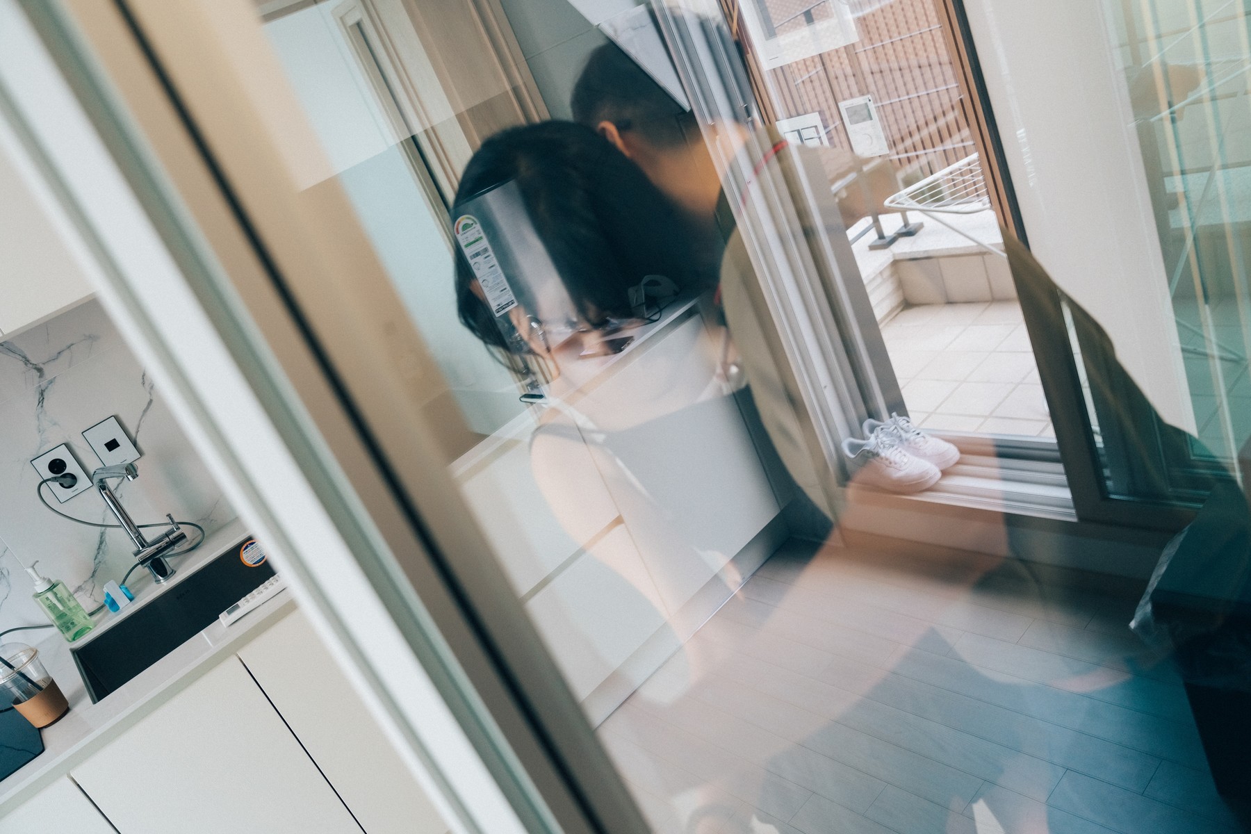 ZIA.Kwon 권지아, [Loozy] With Delivery Man Set.01の写真 34