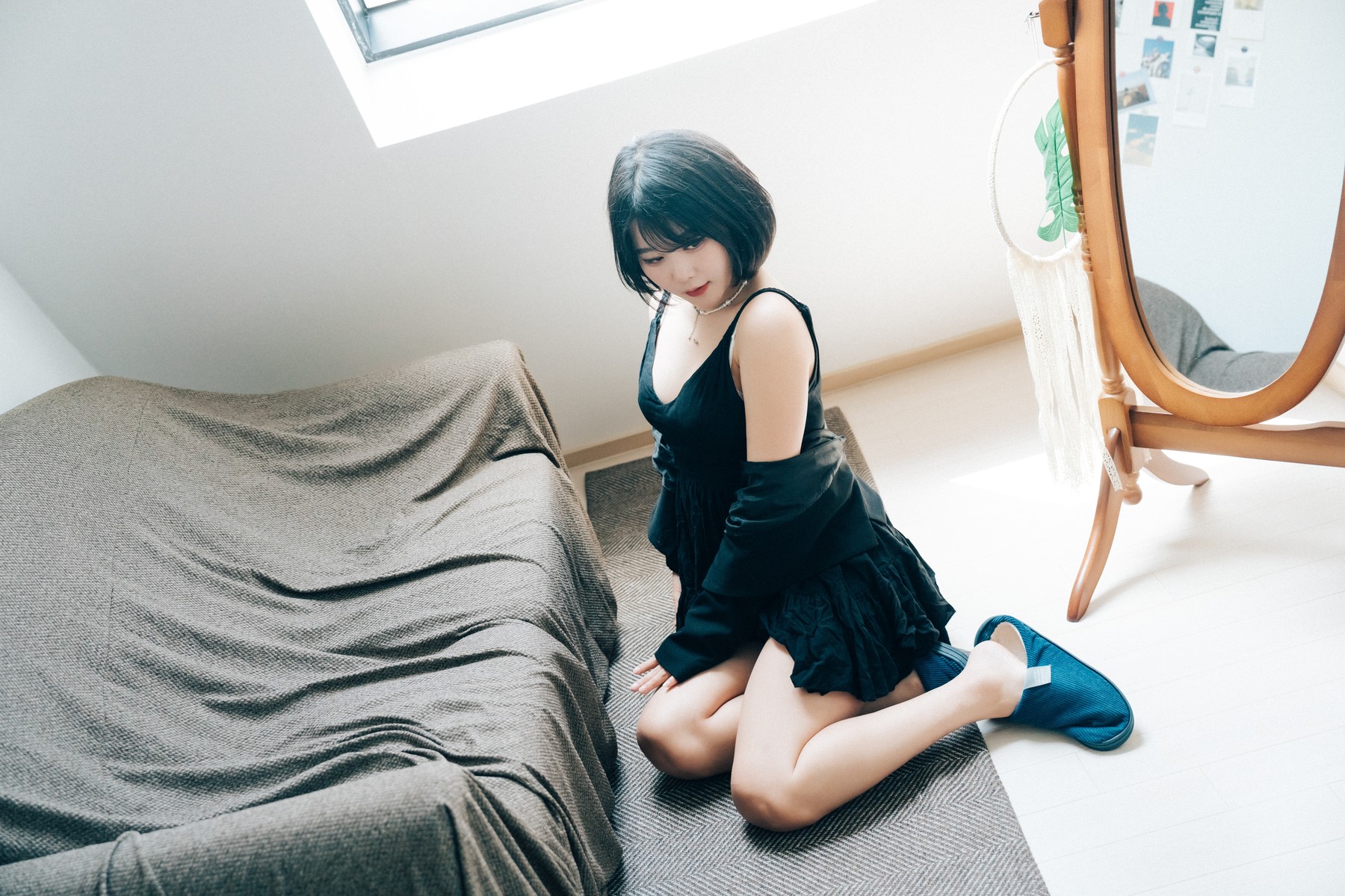 ZIA.Kwon 권지아, [Loozy] With Delivery Man Set.02の写真 5