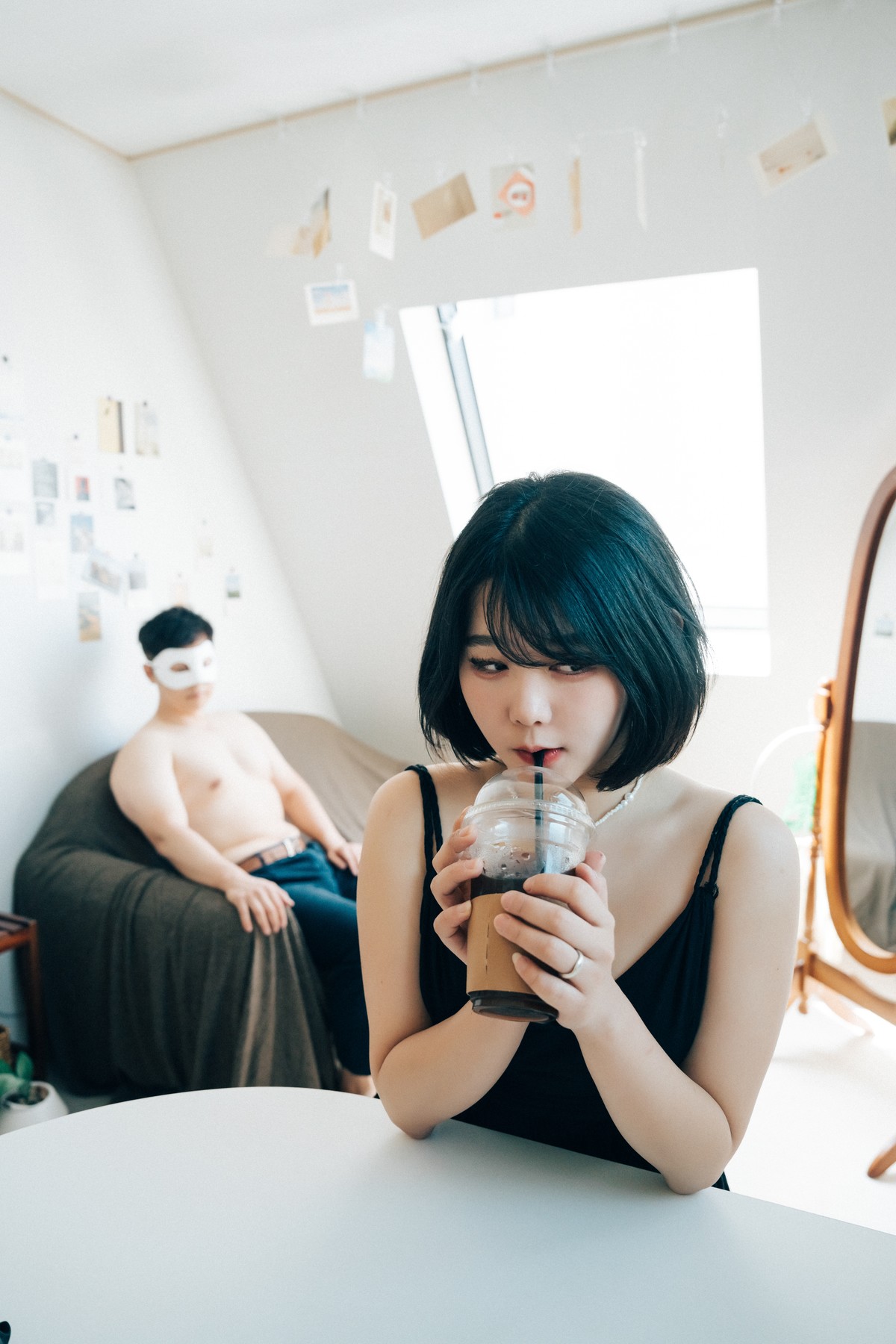 ZIA.Kwon 권지아, [Loozy] With Delivery Man Set.02の写真 8