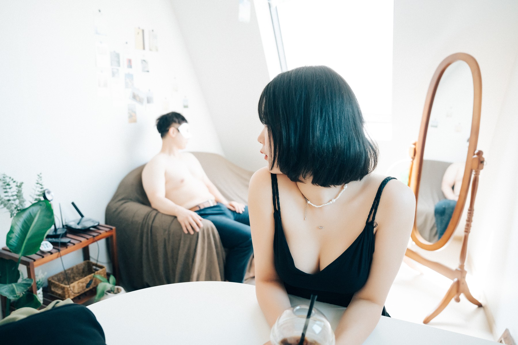 ZIA.Kwon 권지아, [Loozy] With Delivery Man Set.02の写真 10