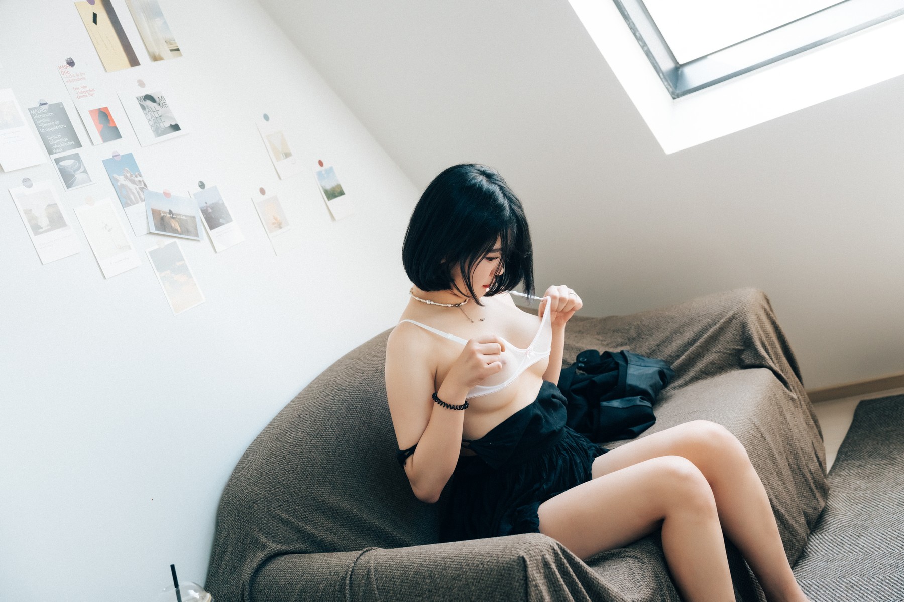 ZIA.Kwon 권지아, [Loozy] With Delivery Man Set.02の写真 21