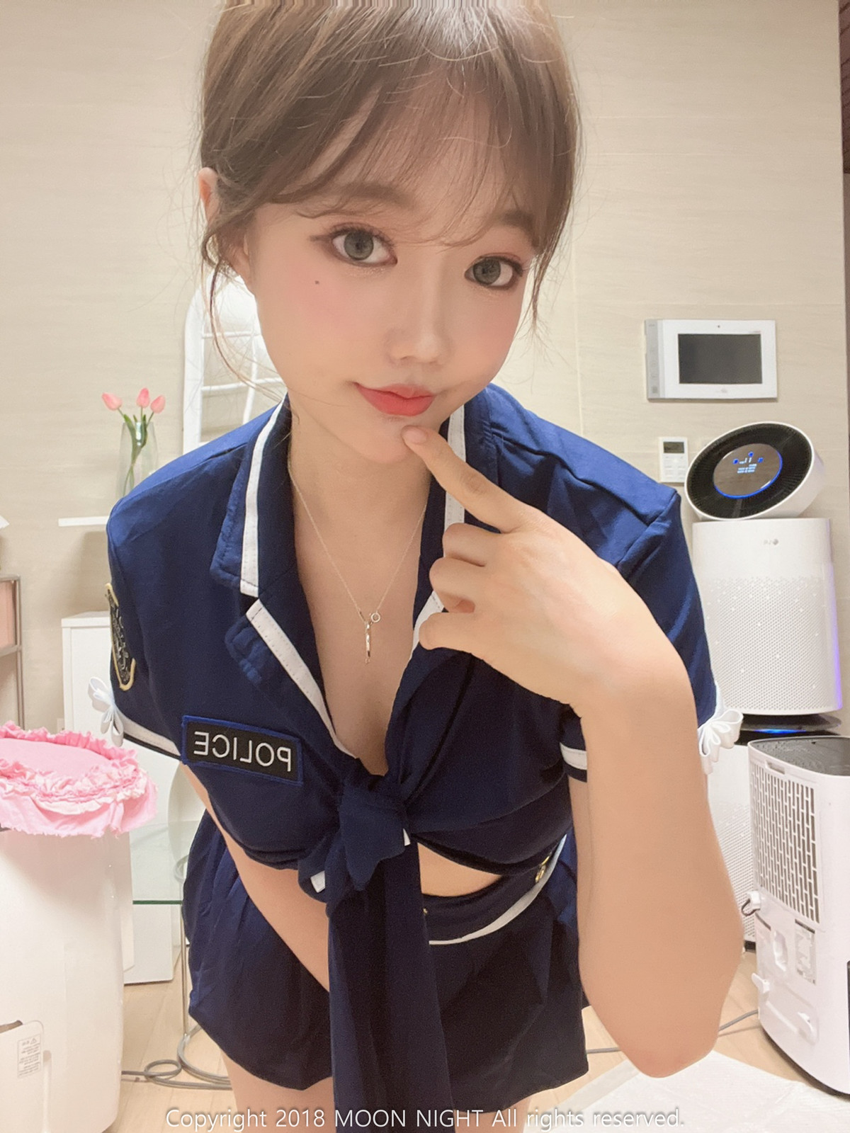 Jucy 쥬시, [Moon Night Snap] Suppress Itの写真 2
