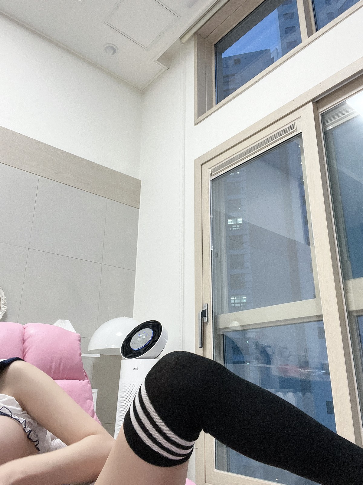Jucy 쥬시, [Moon Night Snap] Masturbatingの写真 42