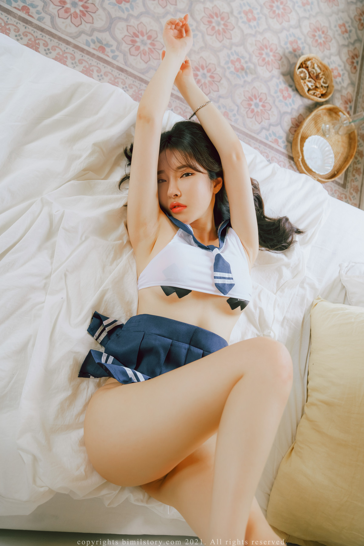 Hanna 한나, [Bimilstory] In The Rooftop Roomの写真 42