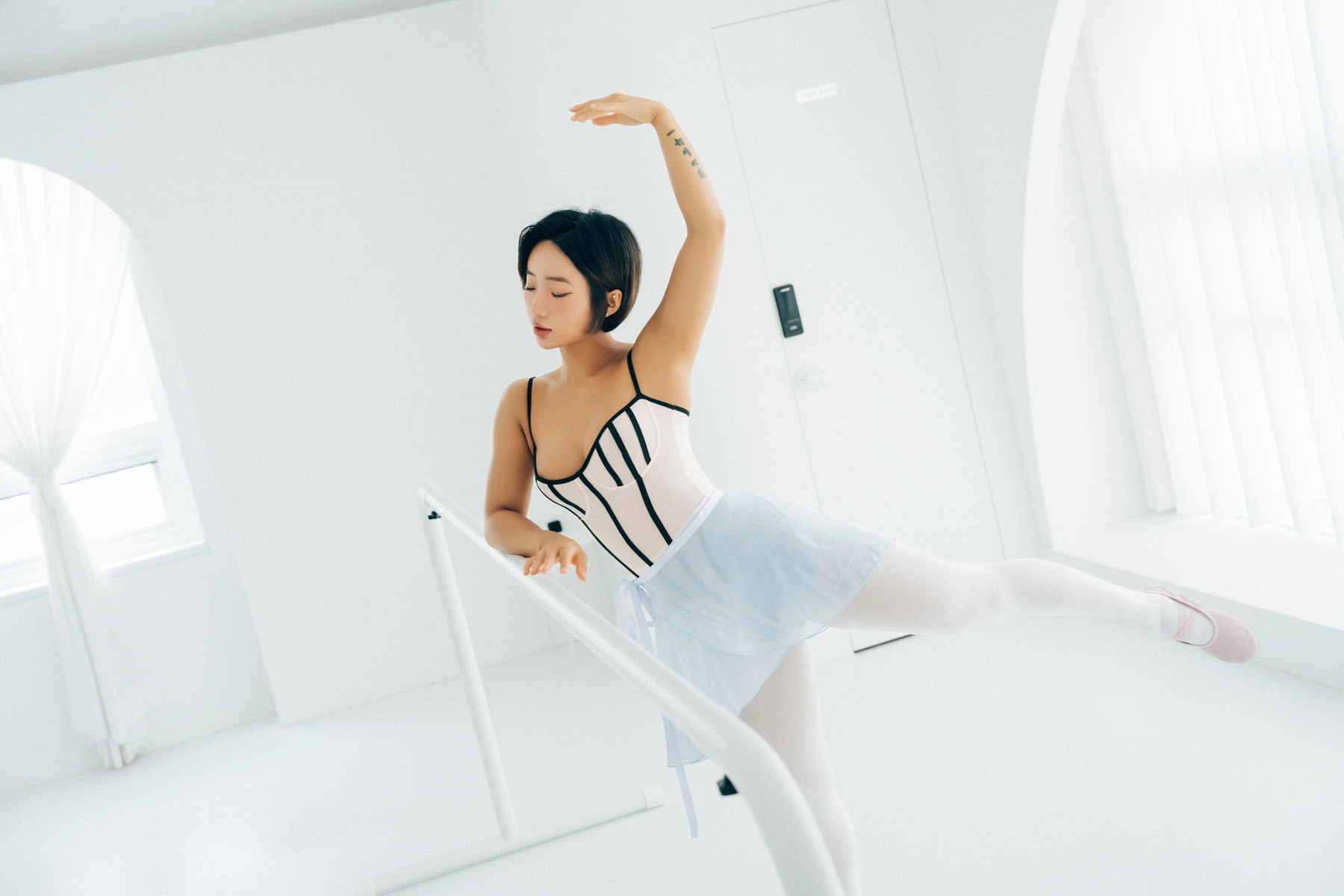 Booty Queen, [Loozy] Tied Ups Set.02の写真 4