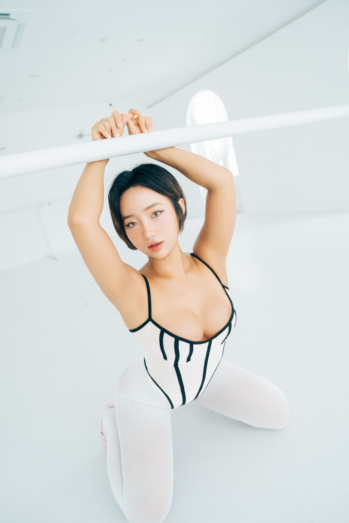 Booty Queen, [Loozy] Tied Ups Set.02の写真 29