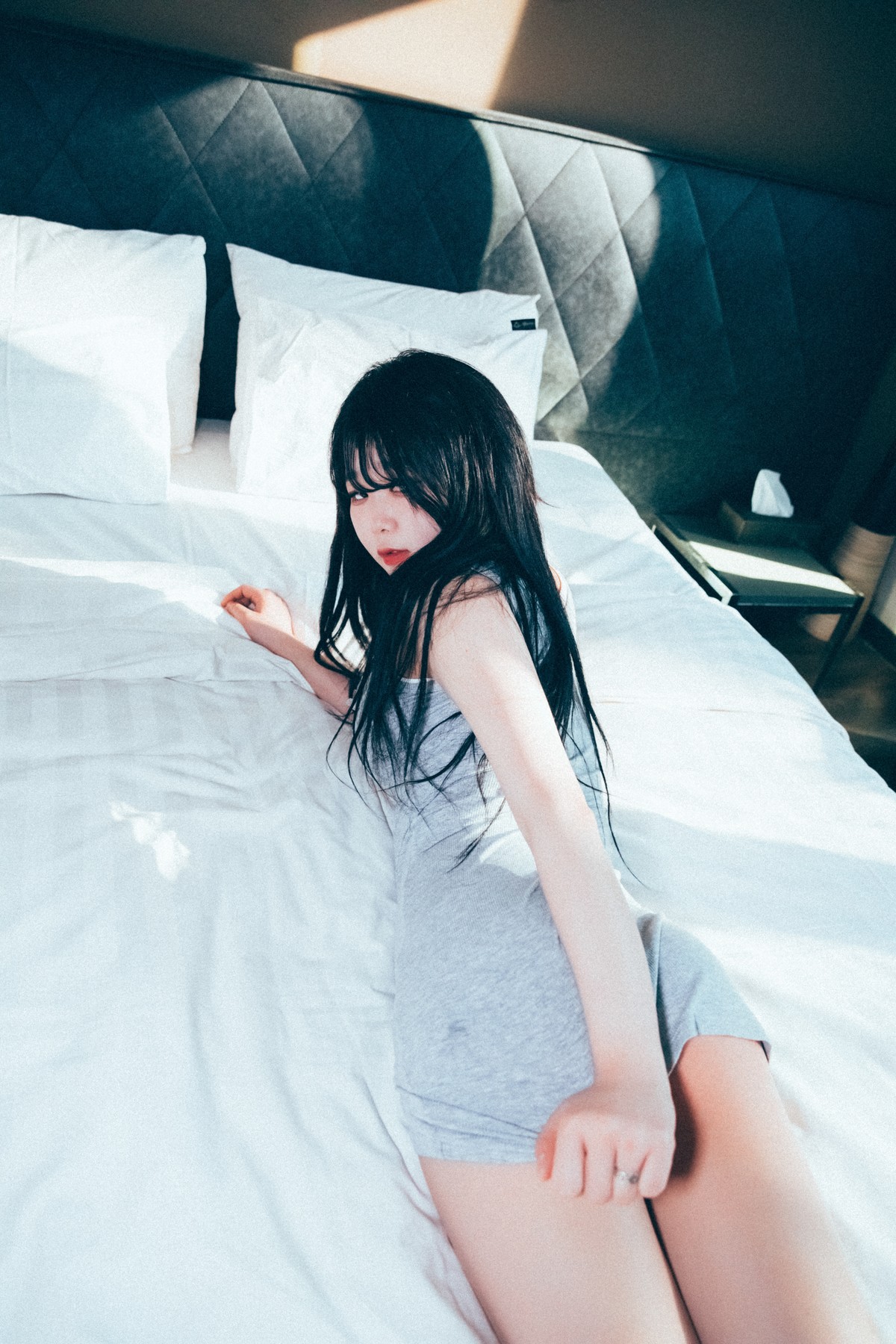 ZIA.Kwon 권지아, [Loozy] Wannait Set.02の写真 23