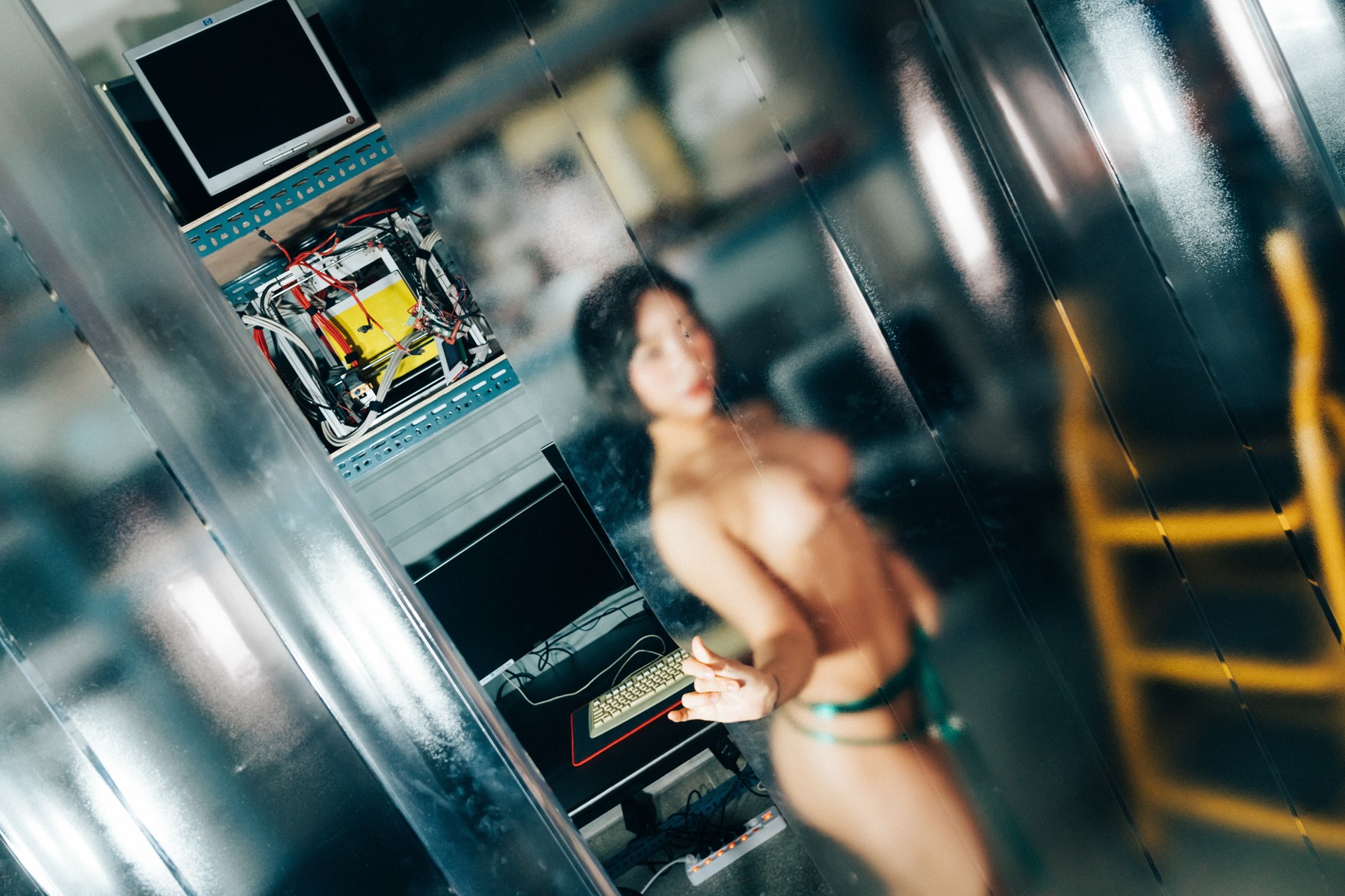 Booty Queen, [Loozy] Naked Worker Set.02の写真 8