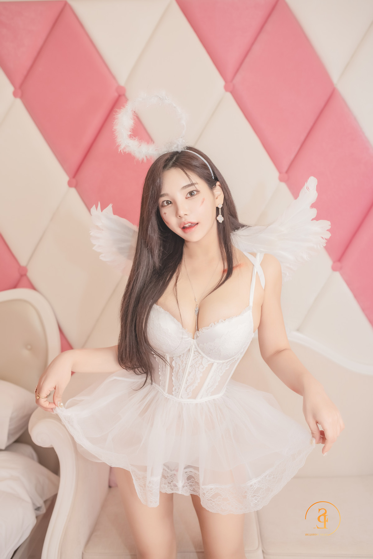 Zzyuri 쮸리, [SAINT Photolife] Pink Halloweenの写真 34